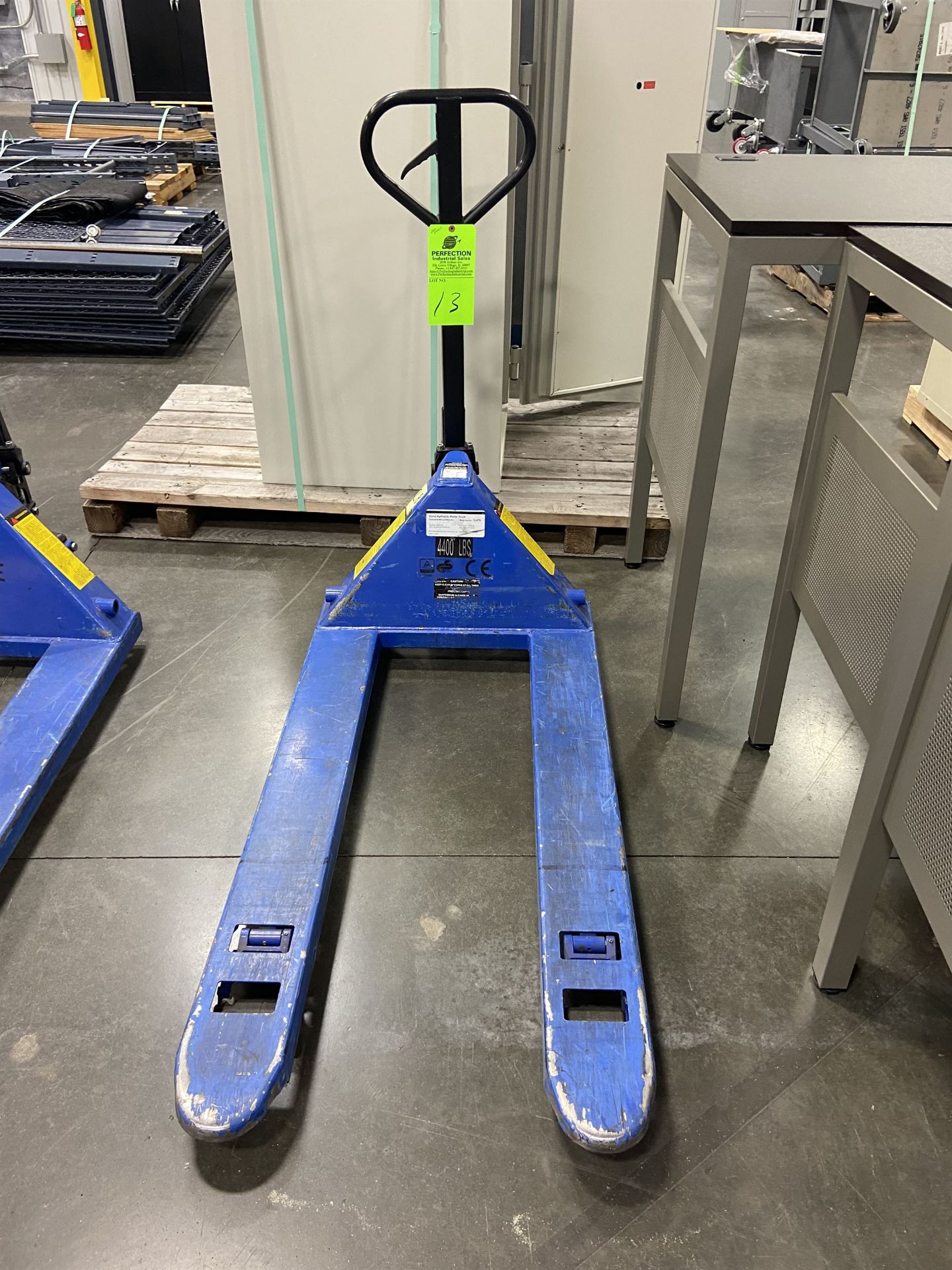 4400 Lb Pallet Jack