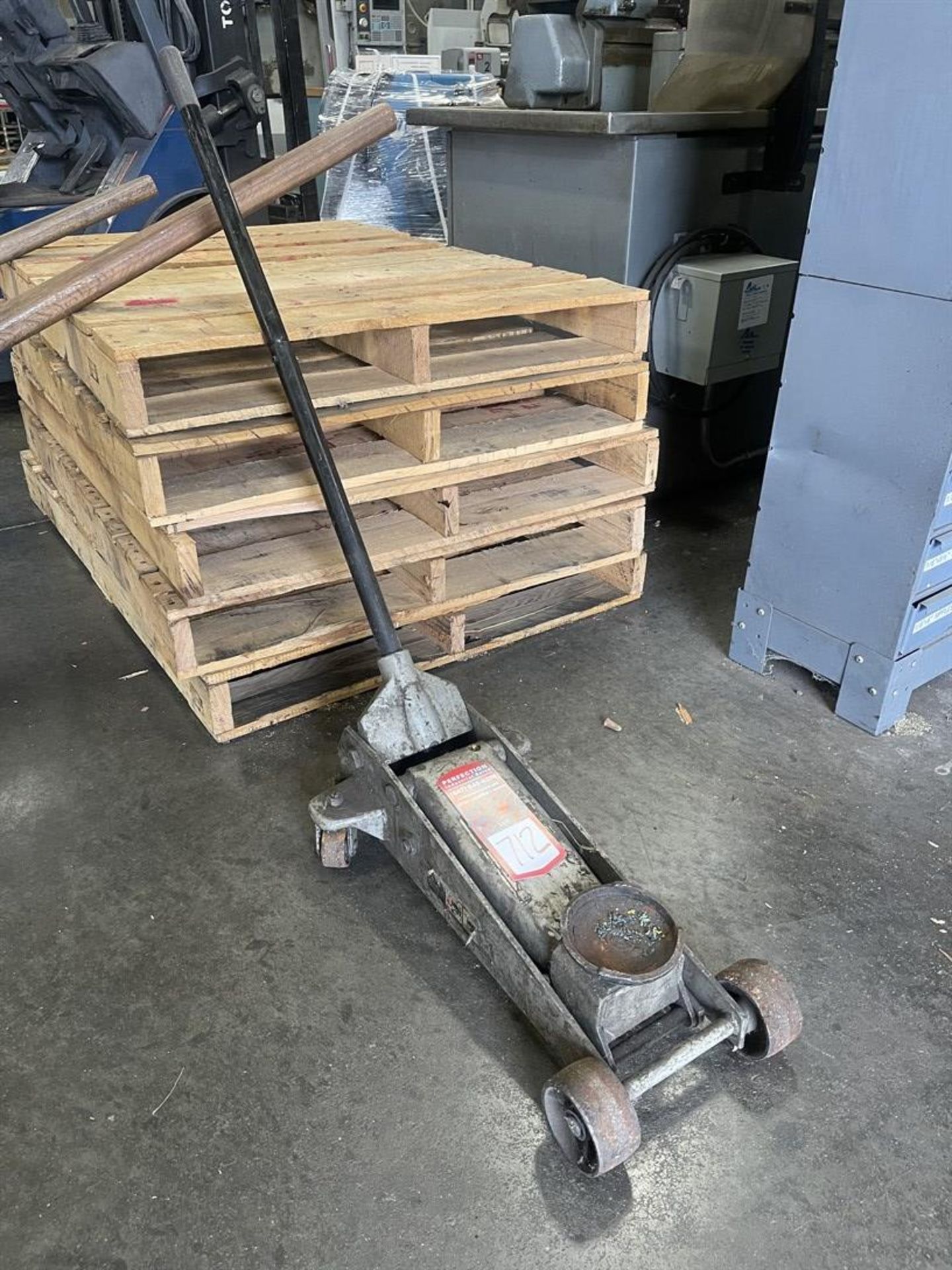 Unknown Make Hydraulic Floor Jack