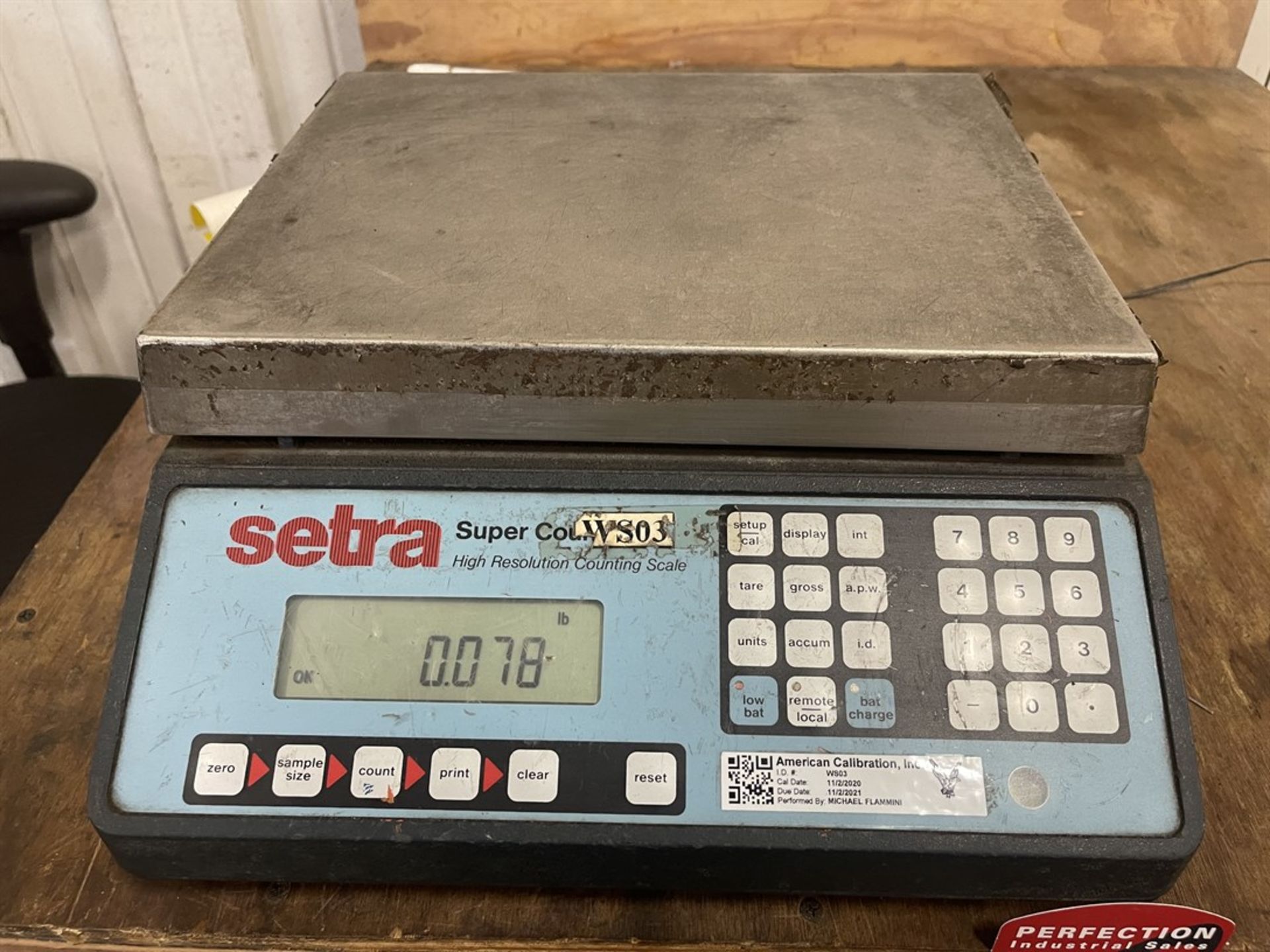 SENTRA Super Resolution Counting Scale on Work Table - Image 2 of 3