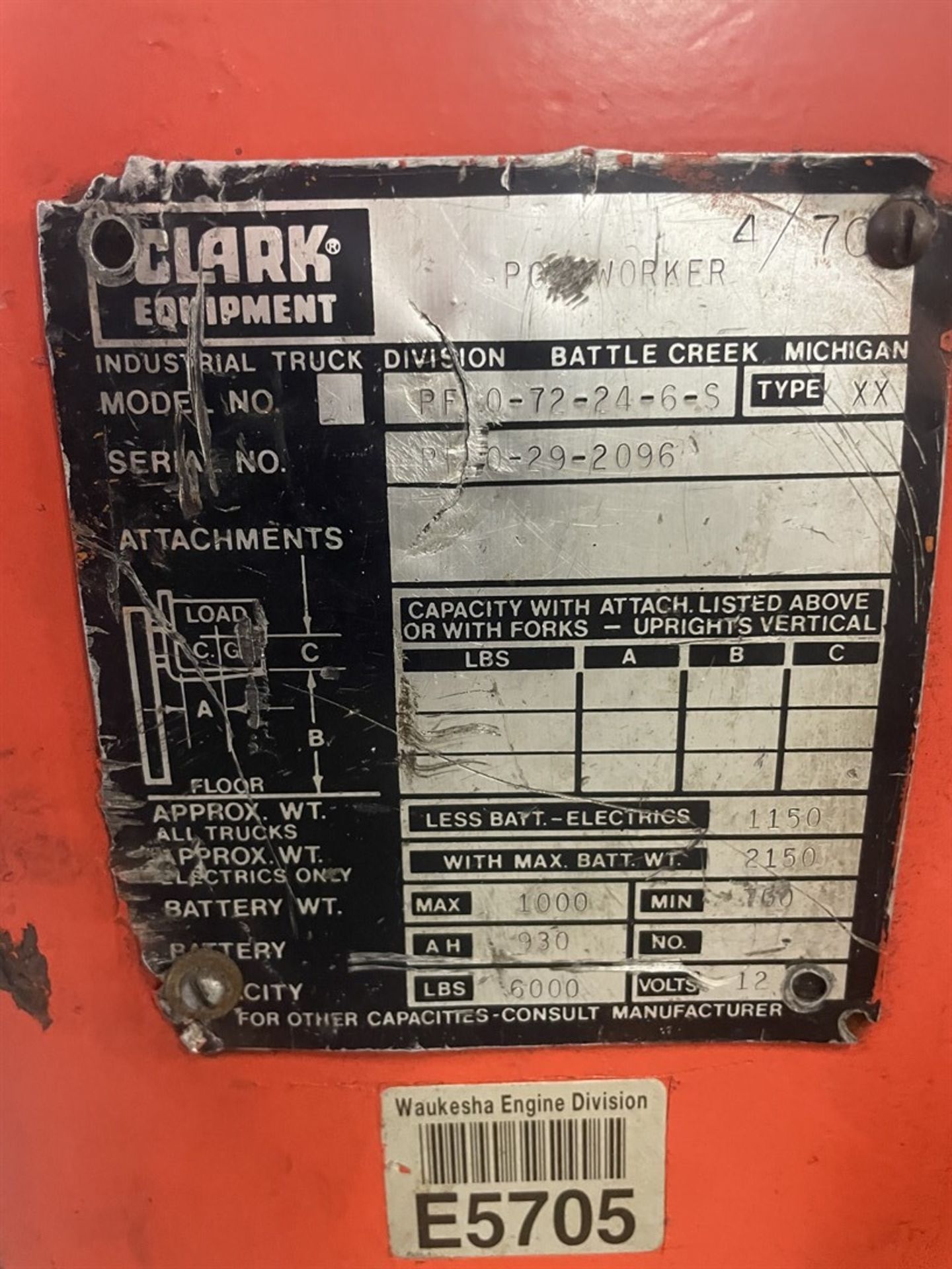 CLARK PF0-72-24-6-S 6,000 lb Capacity 12v Electric Platorm Lifter - Image 4 of 4