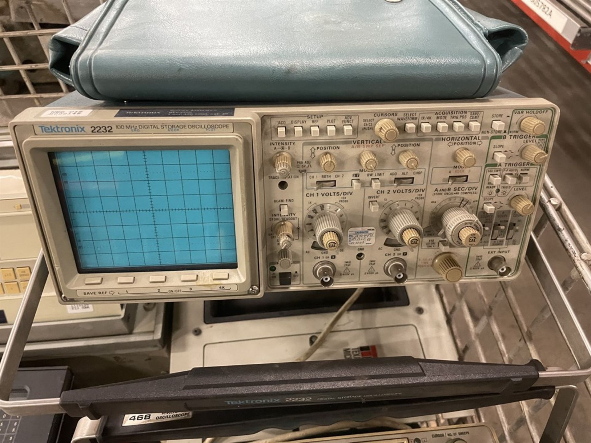 Lot Consisting of TEKTRONIX 468 Digital Storage Oscilloscope, TEKTRONIX 2232 100 Mhz Digital Storage - Image 3 of 6