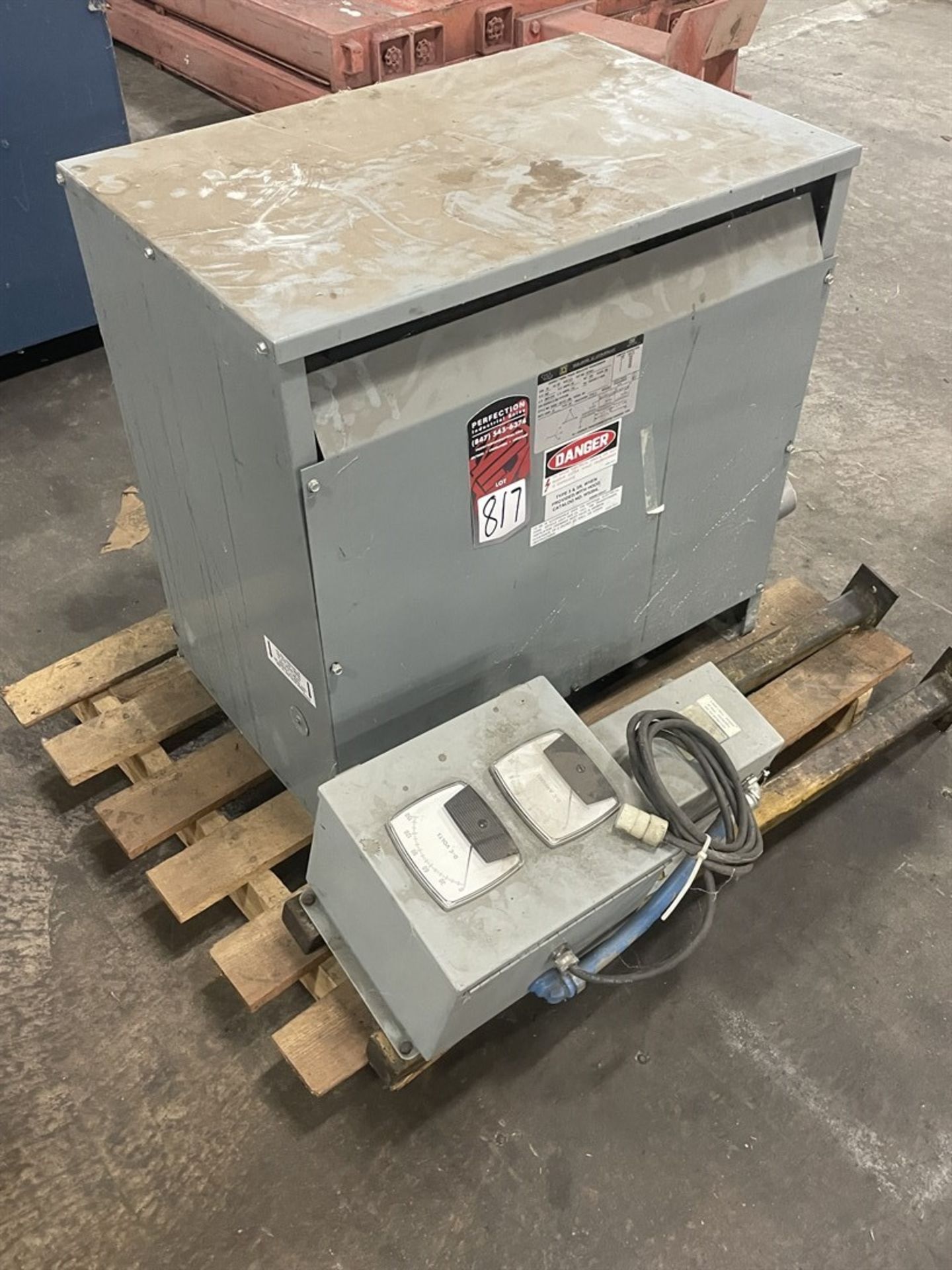 SQUARE D 75 KVA 3 Phase Insulated Transformer