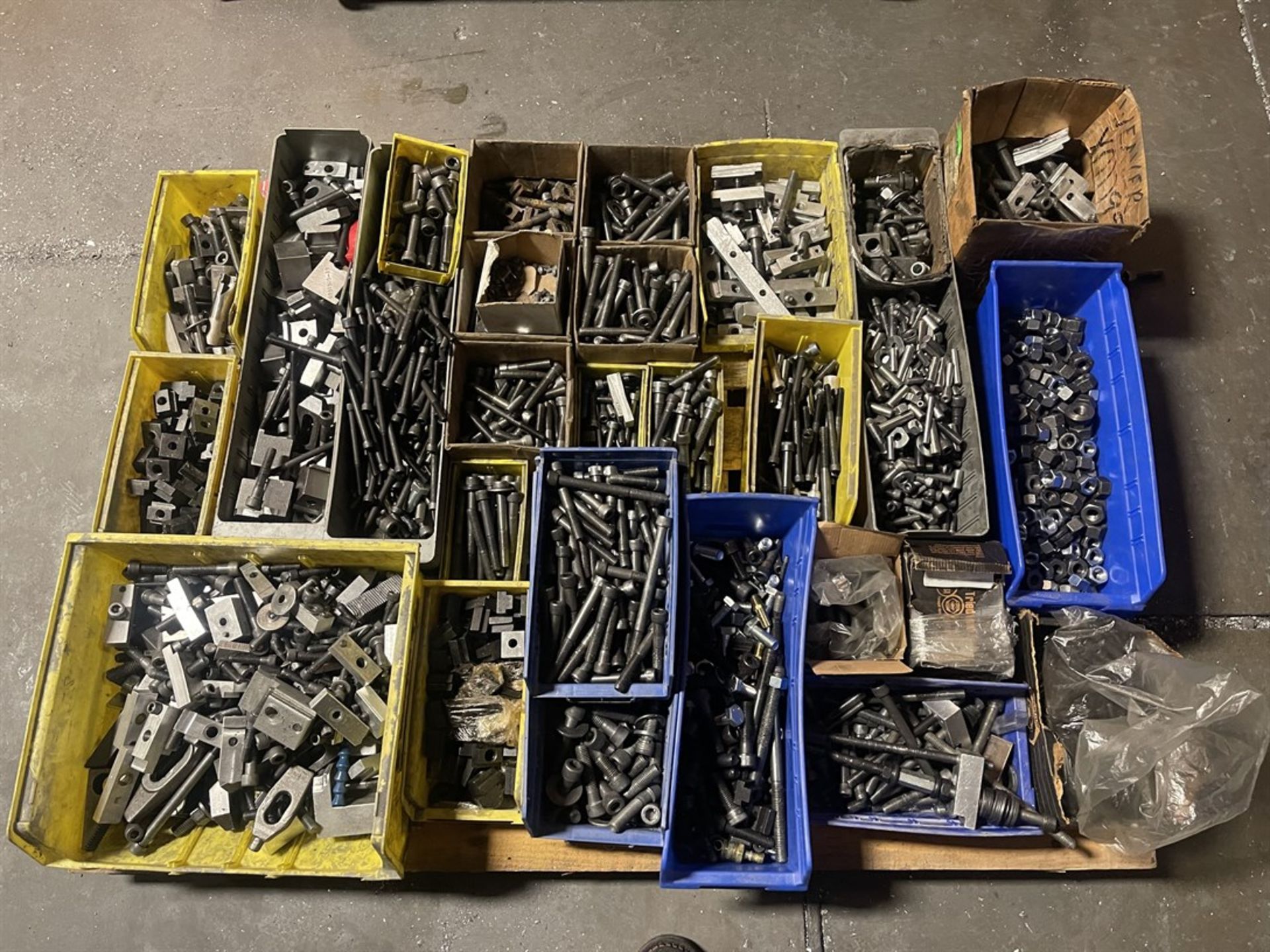 Pallet of Large Assortment of Clamping Hardware - Image 2 of 2