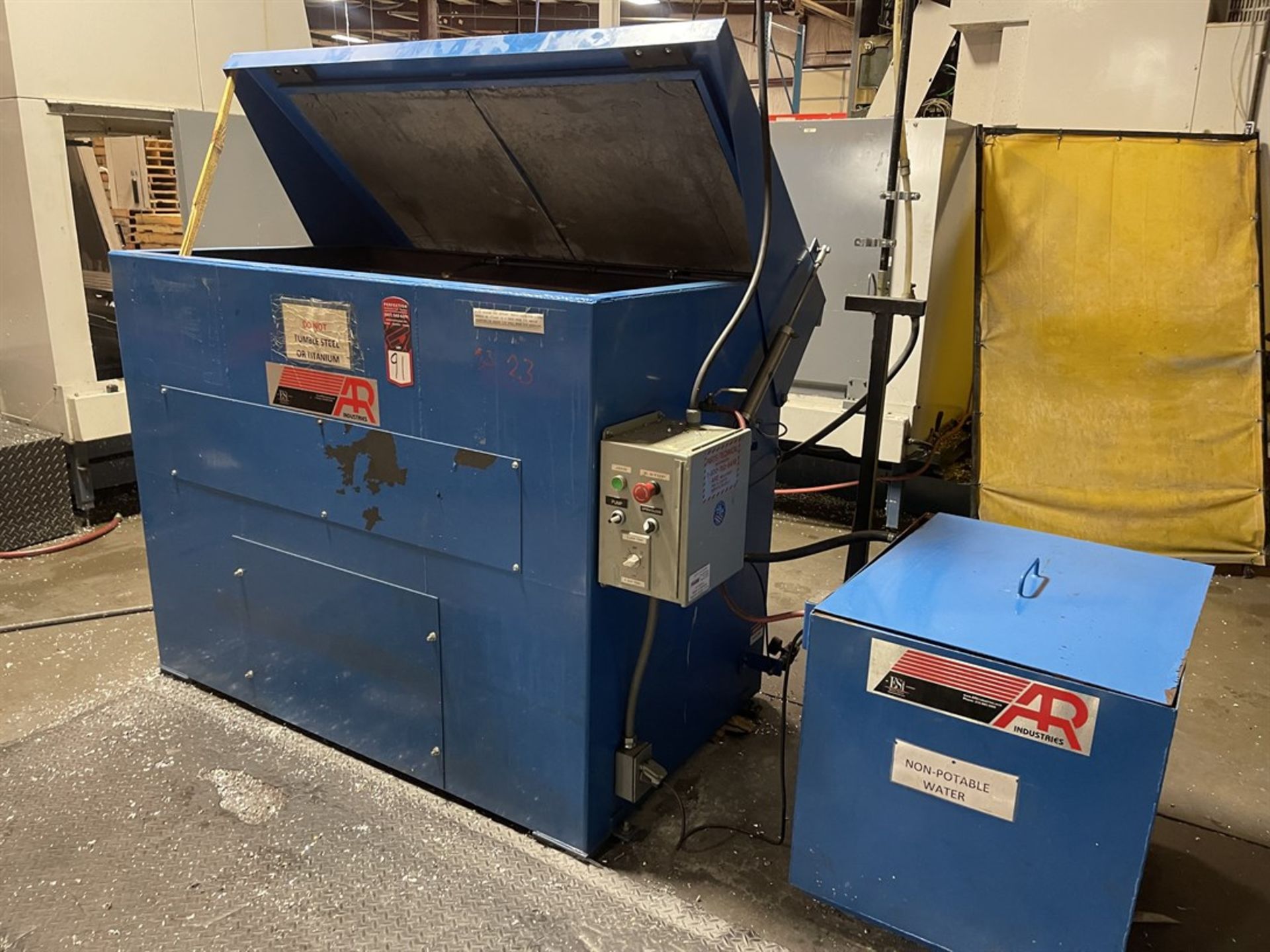 ARE INDUSTRIES S-15 Vibratory Shaker Finisher, s/n 1445-16-2