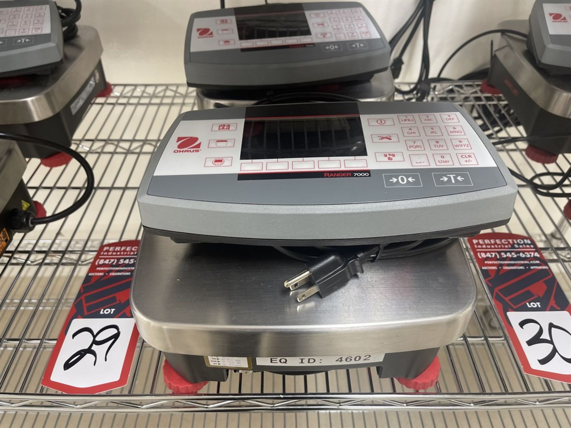 Lot of (2) OHAUS Ranger 7000 Digital Scales - Image 2 of 2