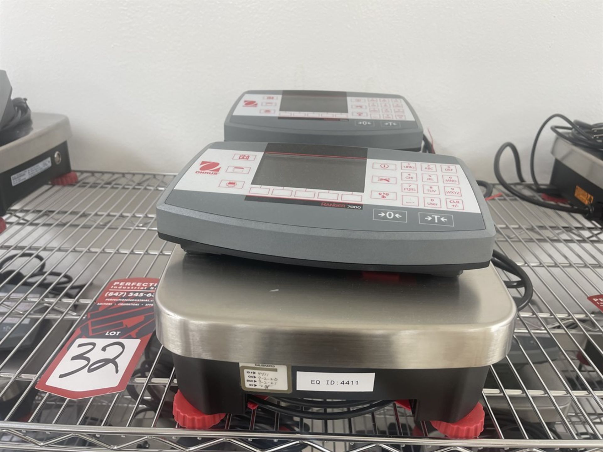 Lot of (2) OHAUS Ranger 7000 Digital Scales - Image 2 of 2