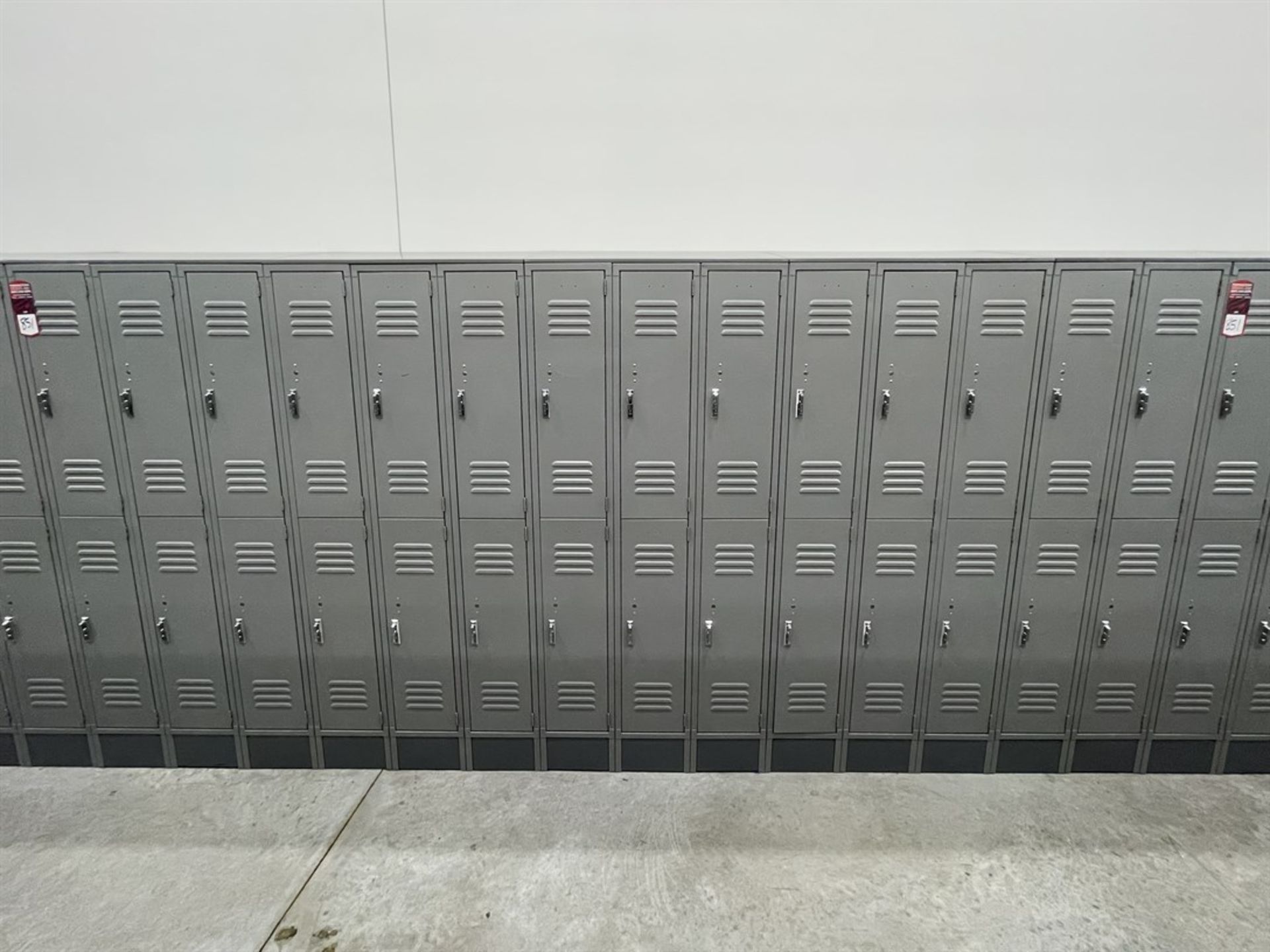 Lot of (5) Banks of ULINE Double Tier Lockers - Image 2 of 2