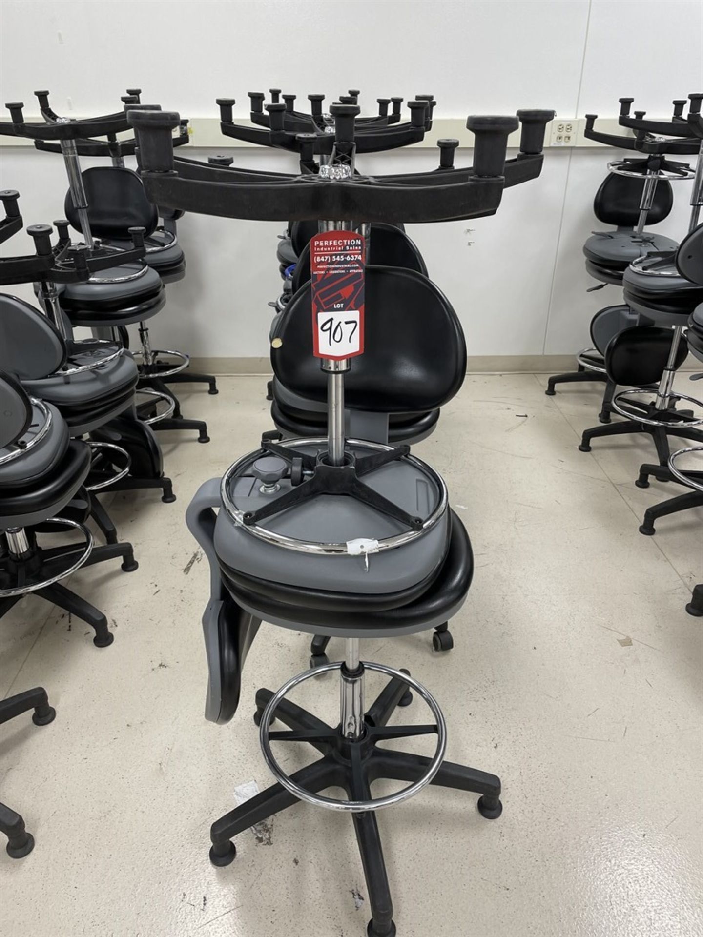 Lot of (10) Office Chairs