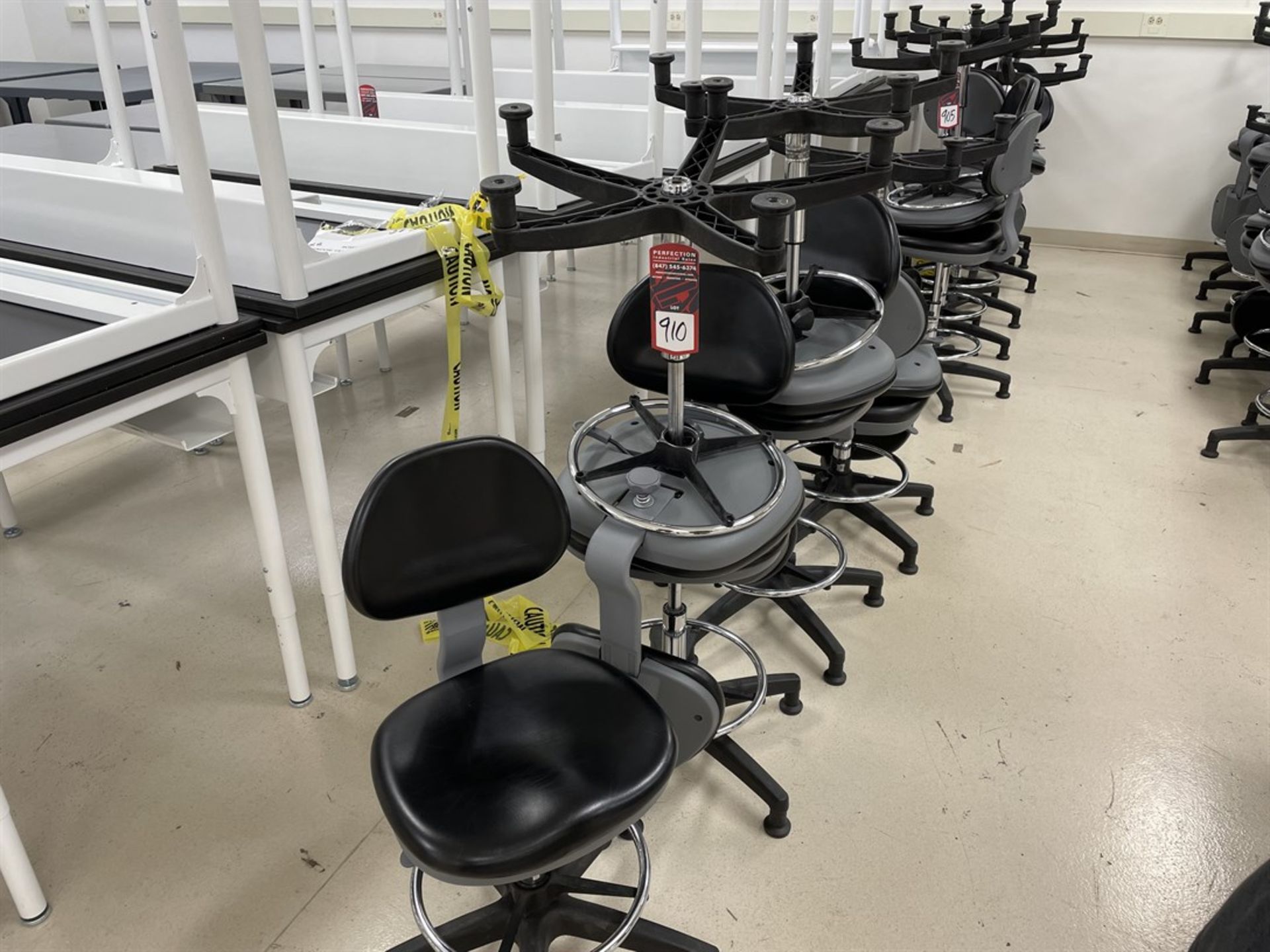 Lot of (7) Office Chairs - Image 2 of 2