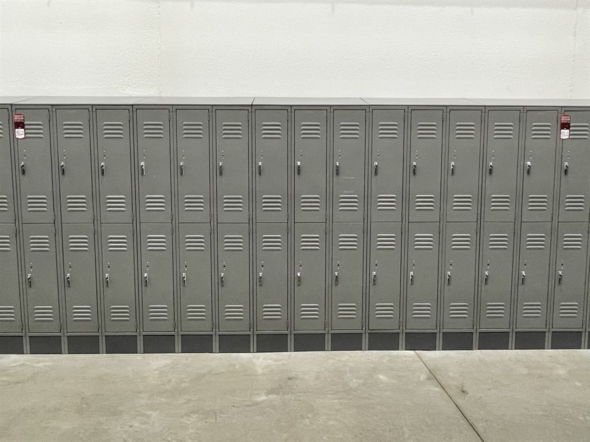 Lot of (5) Banks of ULINE Double Tier Lockers - Image 2 of 2