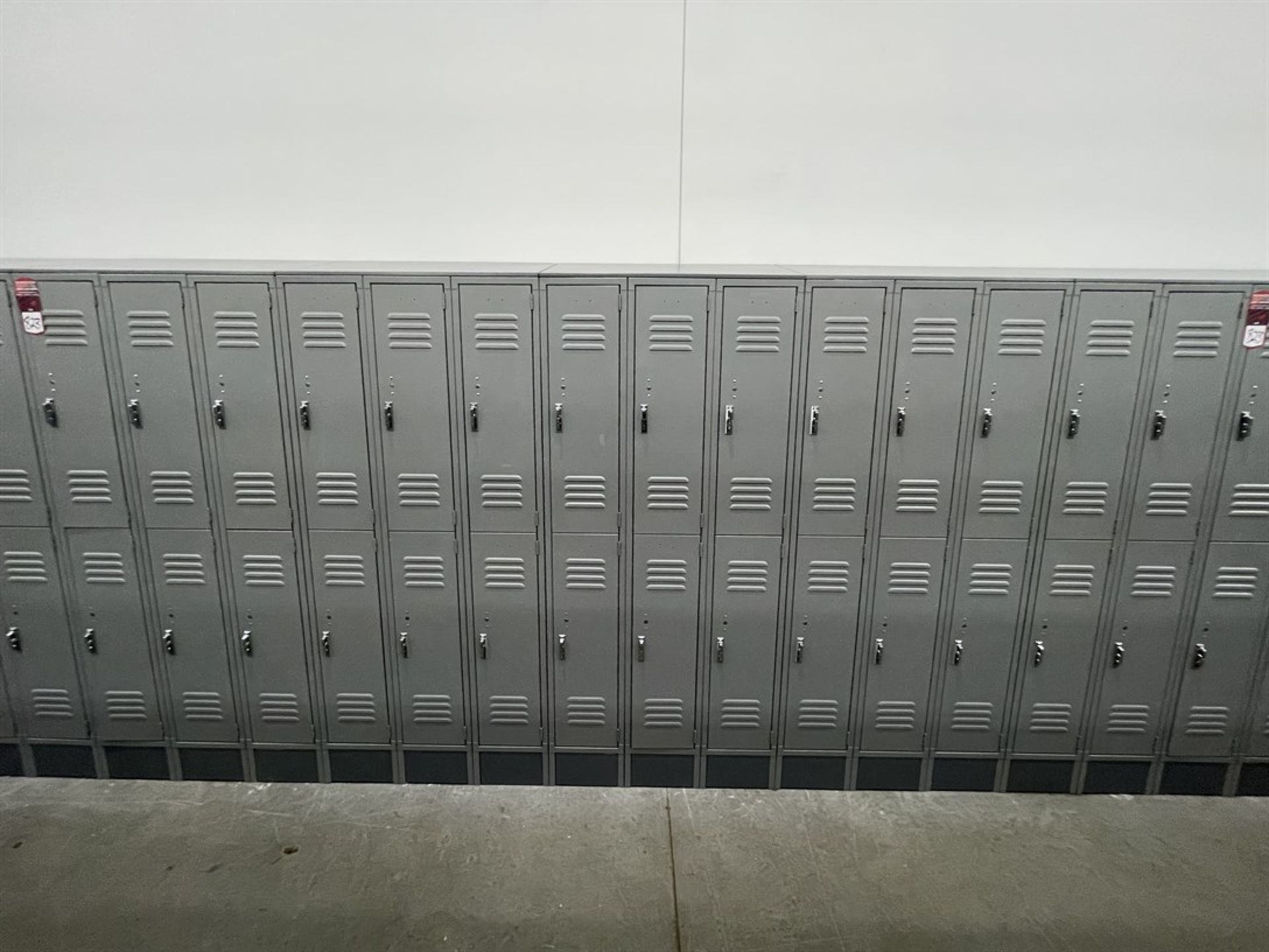 Lot of (5) Banks of ULINE Double Tier Lockers - Image 2 of 2