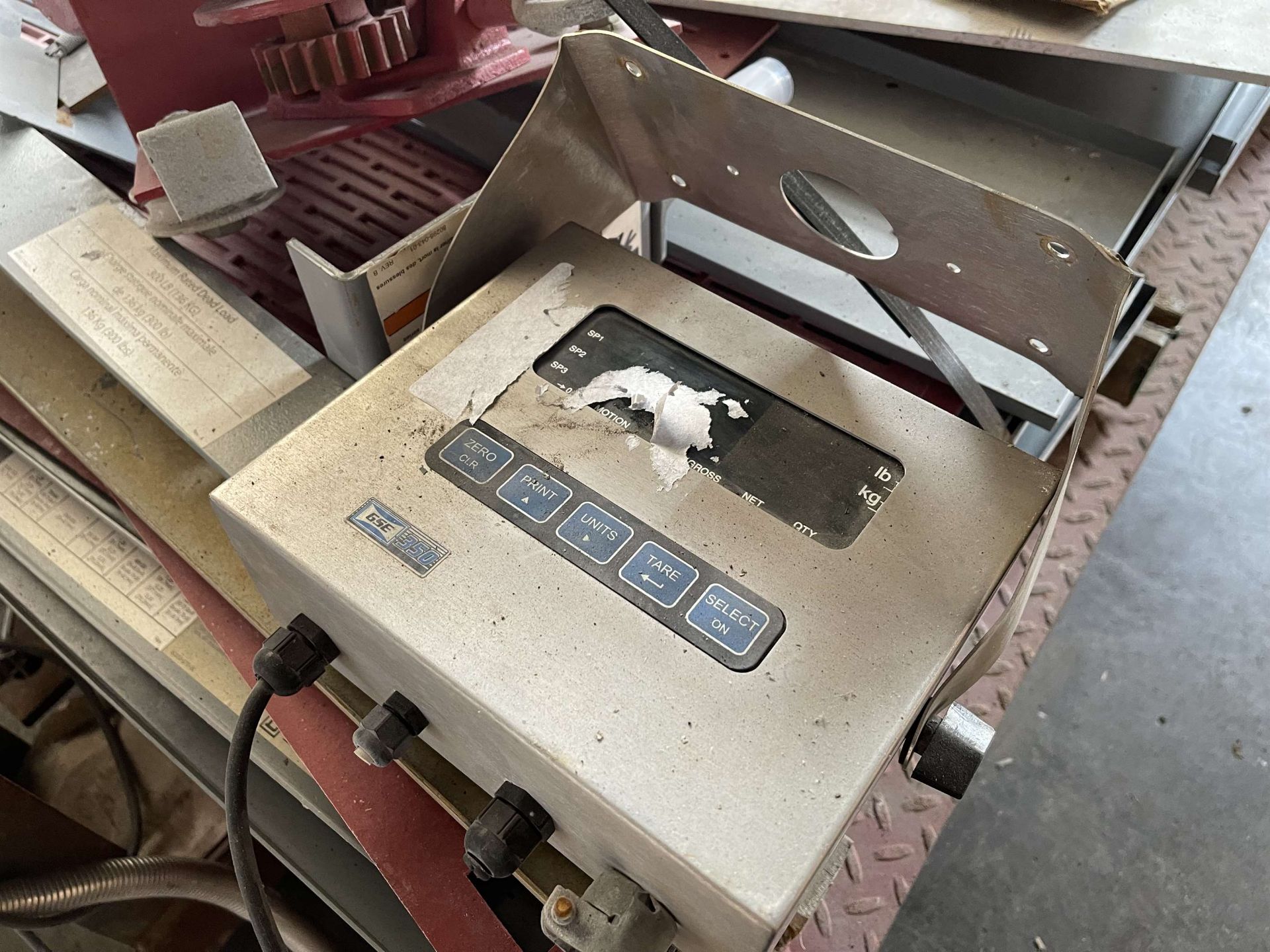 B-TEK FC-4848-5K-FEFS-TA-LT Floor Scale, s/n FC06043L, 5000 Lb. Capacity w/ GSE 350 Read Out - Image 4 of 5