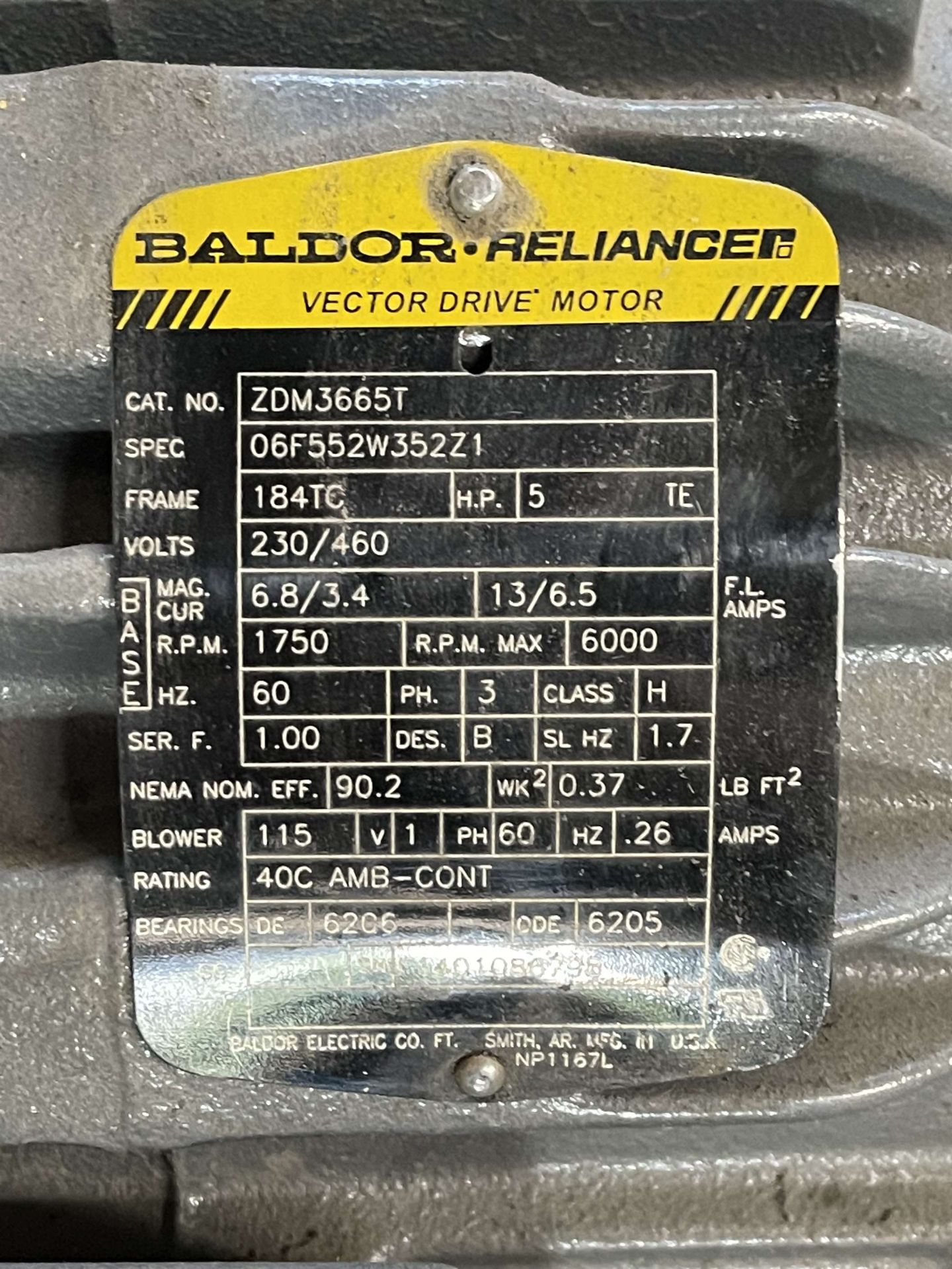 BALDOR 5 HP Vector Drive Motor w/ Baldor 9.76:1 Gear Reducer - Image 4 of 5
