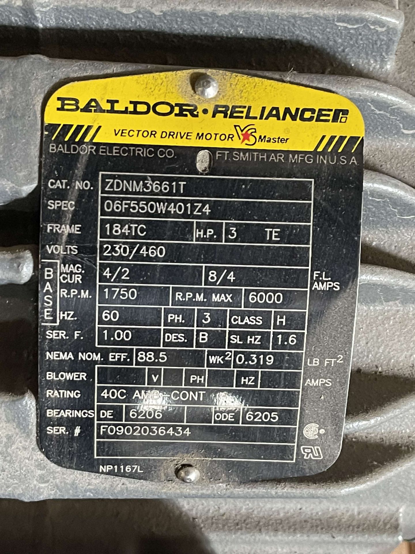 BALDOR 5 HP Vector Drive Motor w/ Baldor 9.76:1 Gear Reducer - Image 4 of 5