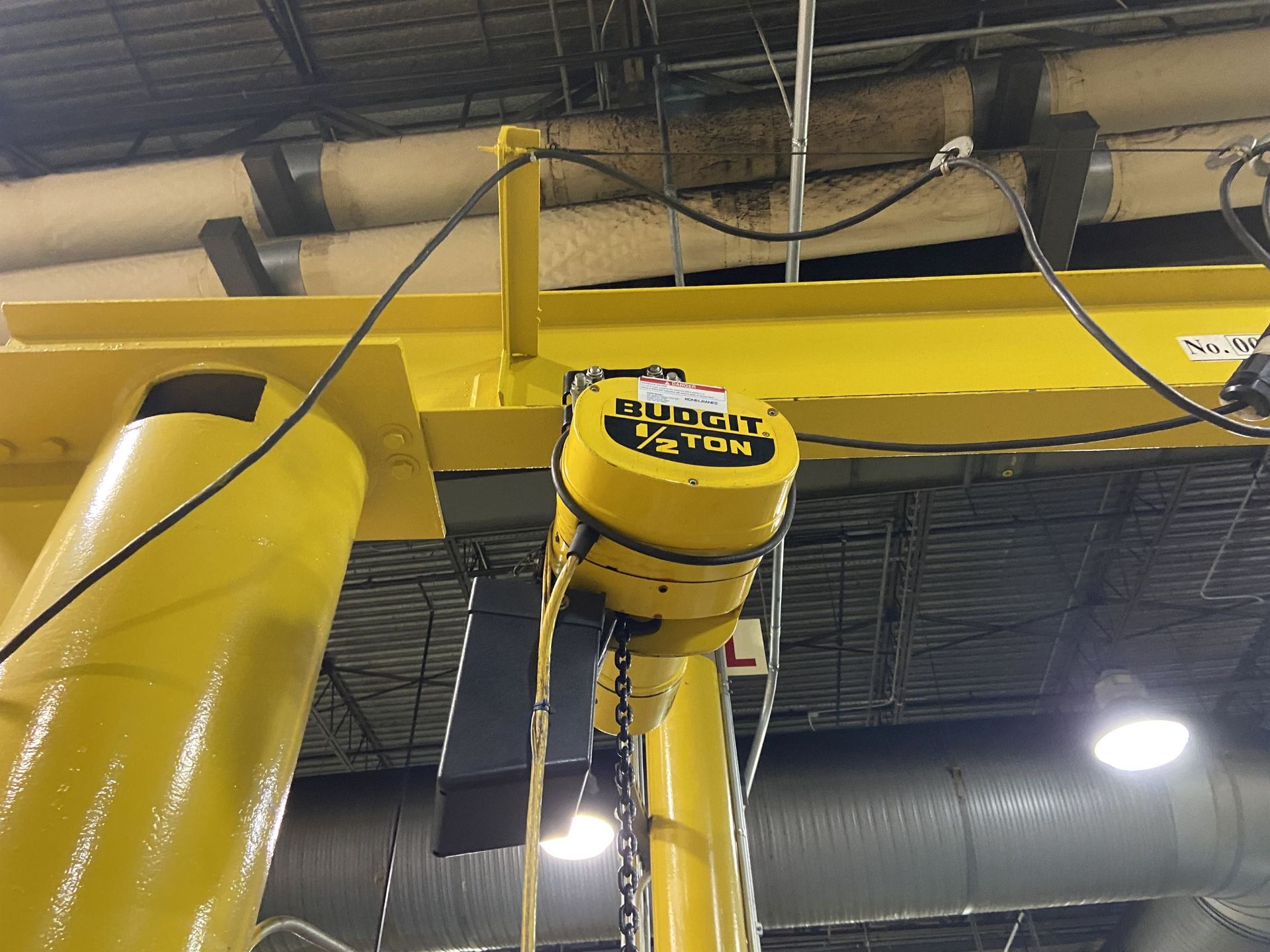 1/2 ton Floor Mounted Jib Crane, approx 10' high x 16' reach with Hoist. Crane # 0032 (Attention: - Image 4 of 6