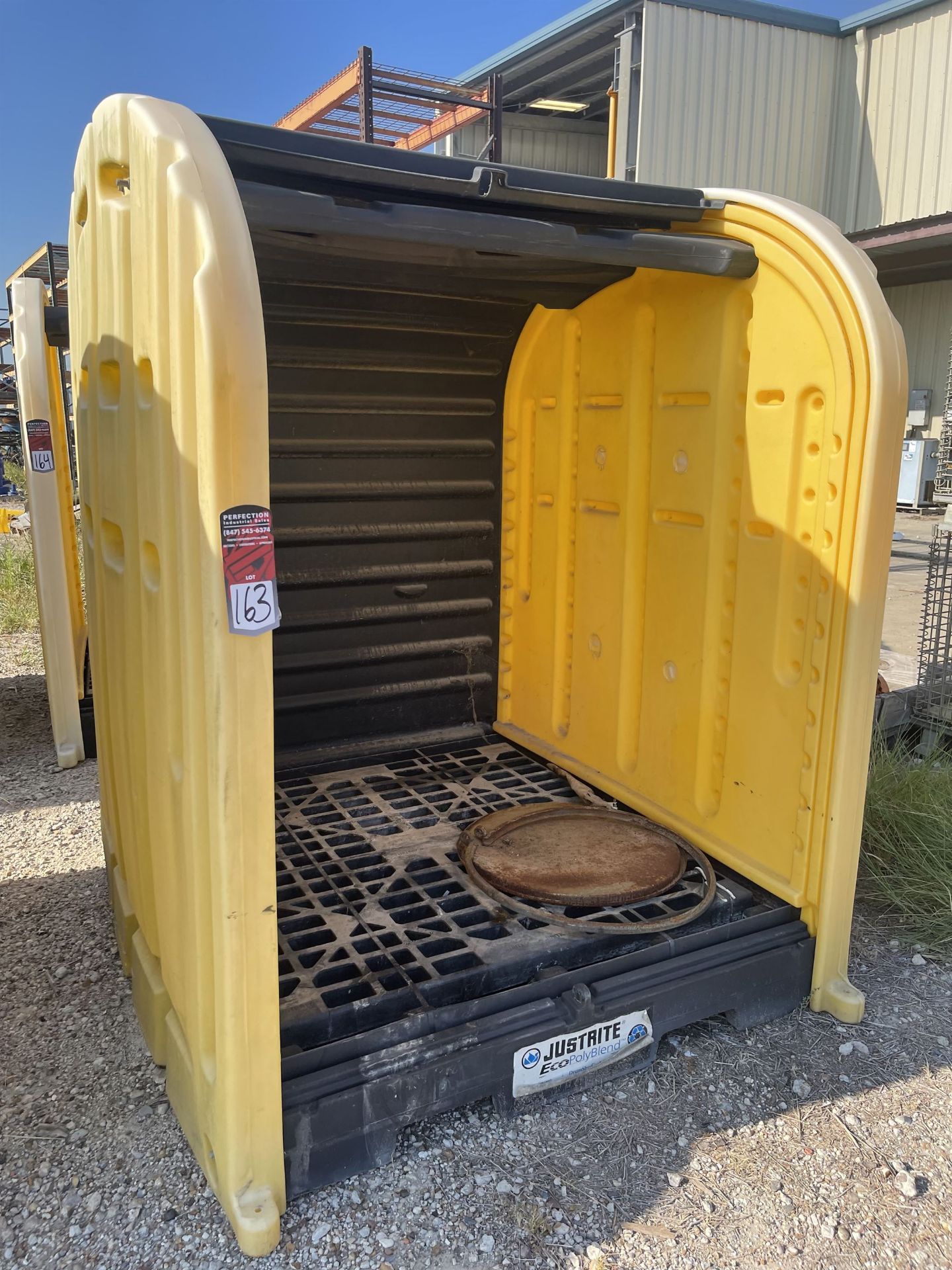 JUSTRITE 4-Drum Storage Shed