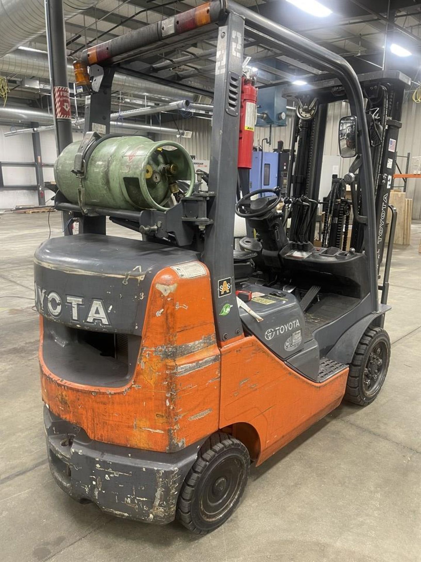 TOYOTA 8FGCU25 LP Forklift, s/n 34371, 5000 Lb. Capacity - Image 3 of 8