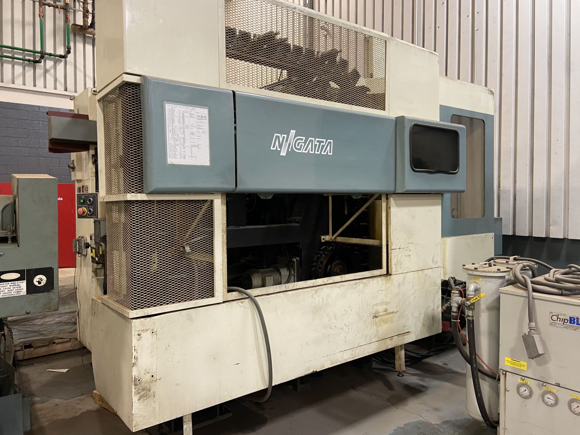 NIIGATA HN50C Horizontal Machining Center,, s/n46230138, Fanuc 15M CNC Control, (2) 19.7" Pallets, - Image 8 of 14