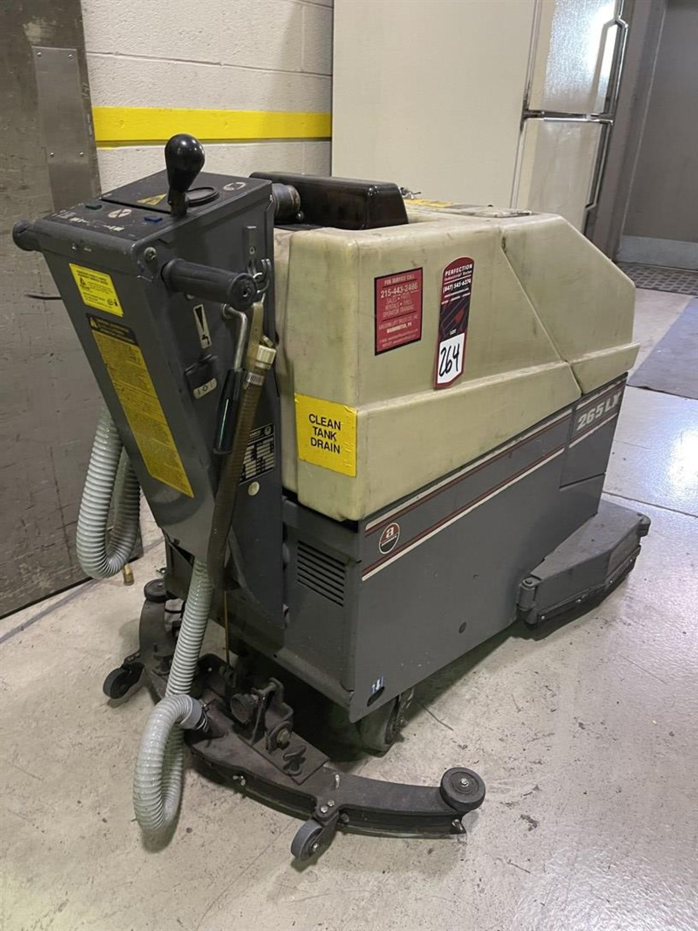 Advance Machine 393670 Floor Scrubber, s/n 1018776 - Image 2 of 4