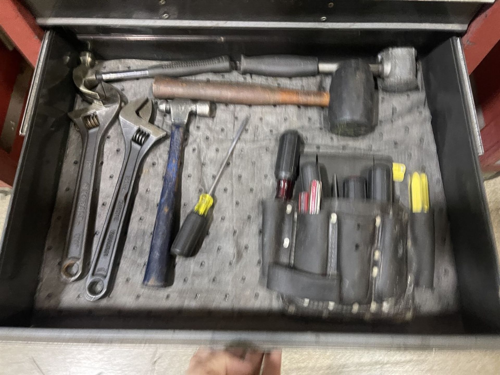 Craftsman Rolling Tool Chest w/ Contents Including Assorted Hand Tools - Image 3 of 7
