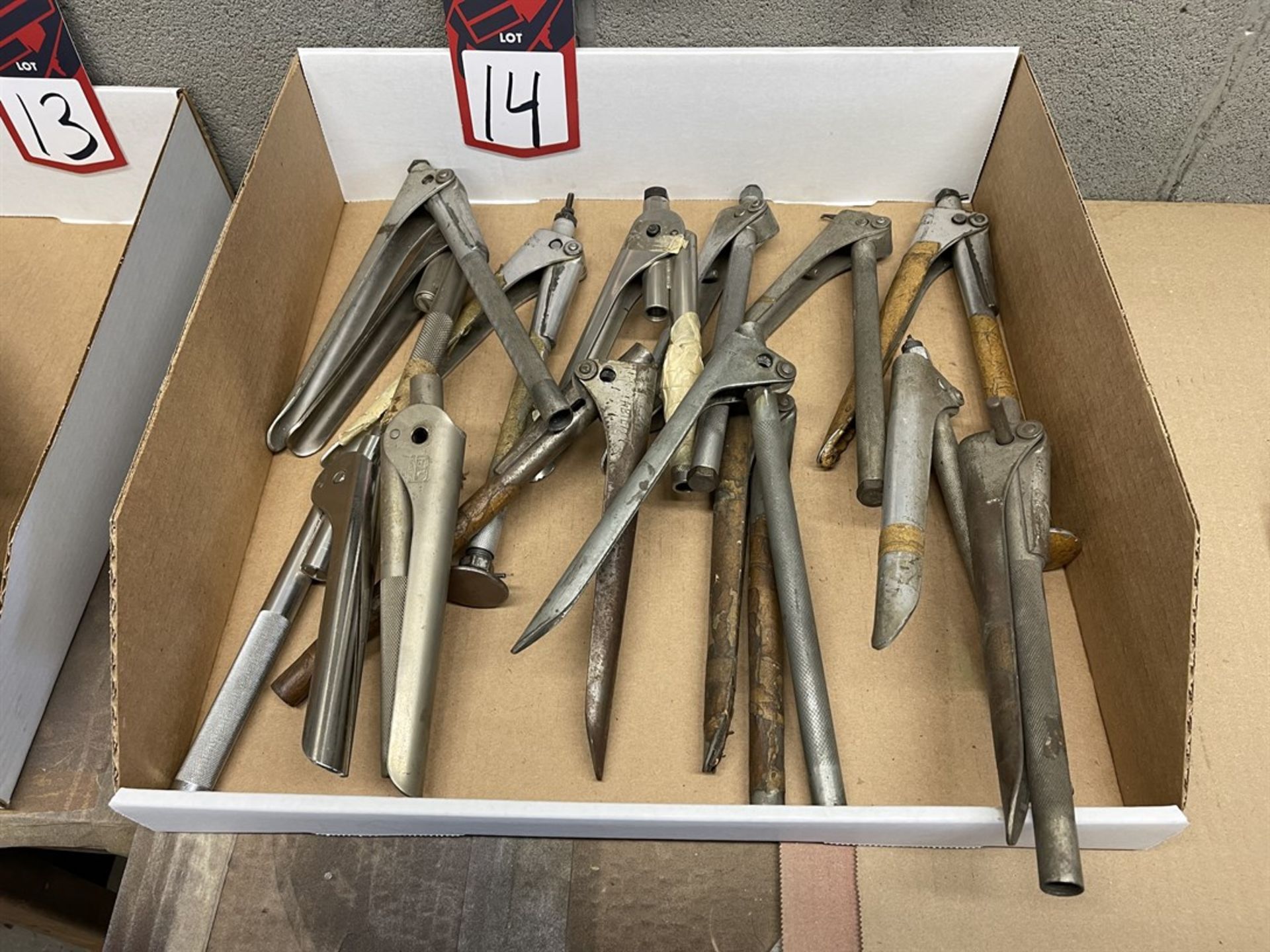 Lot of speed header Riveters