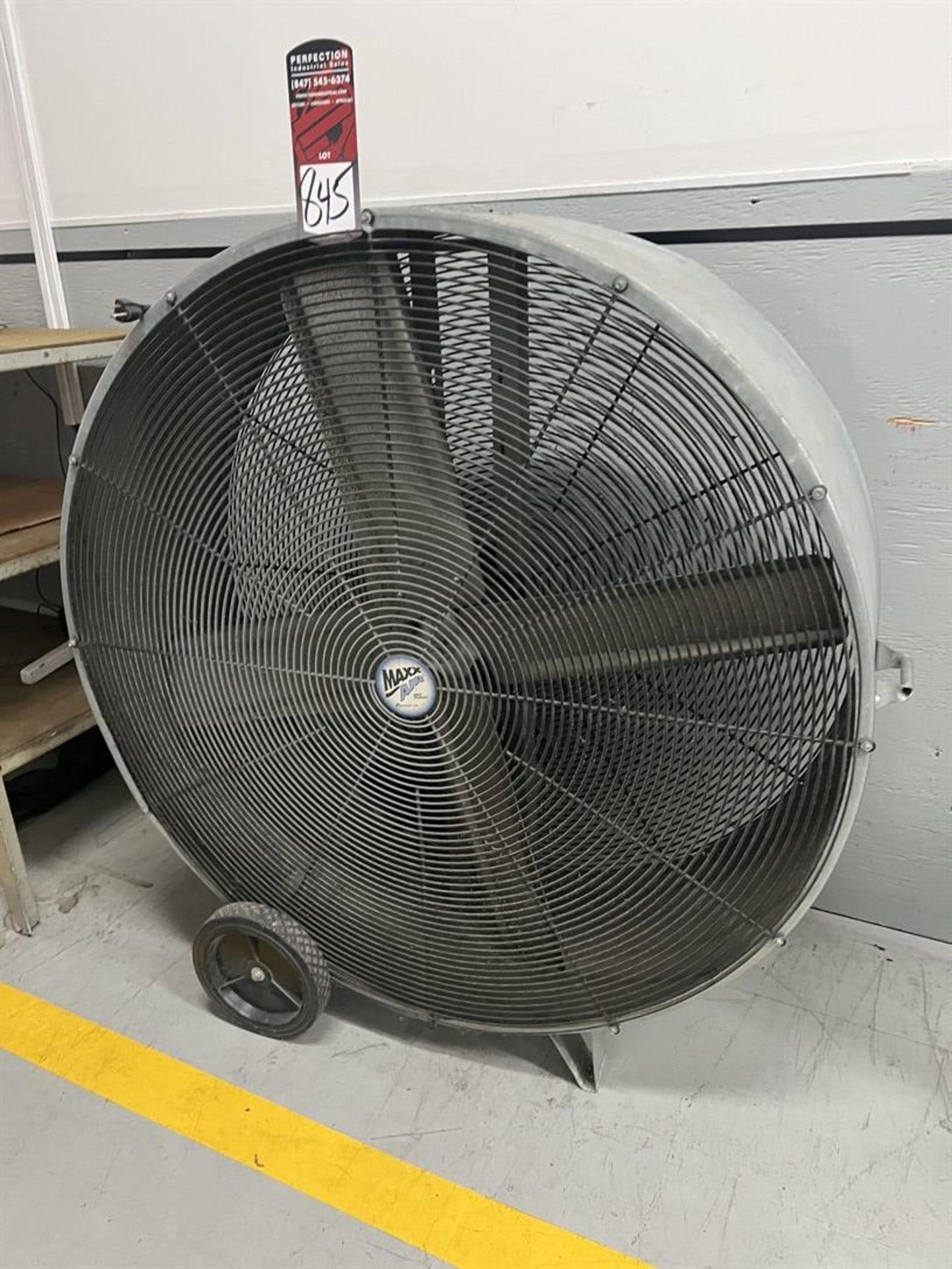 MAXX AIR 48" Barrel Fan