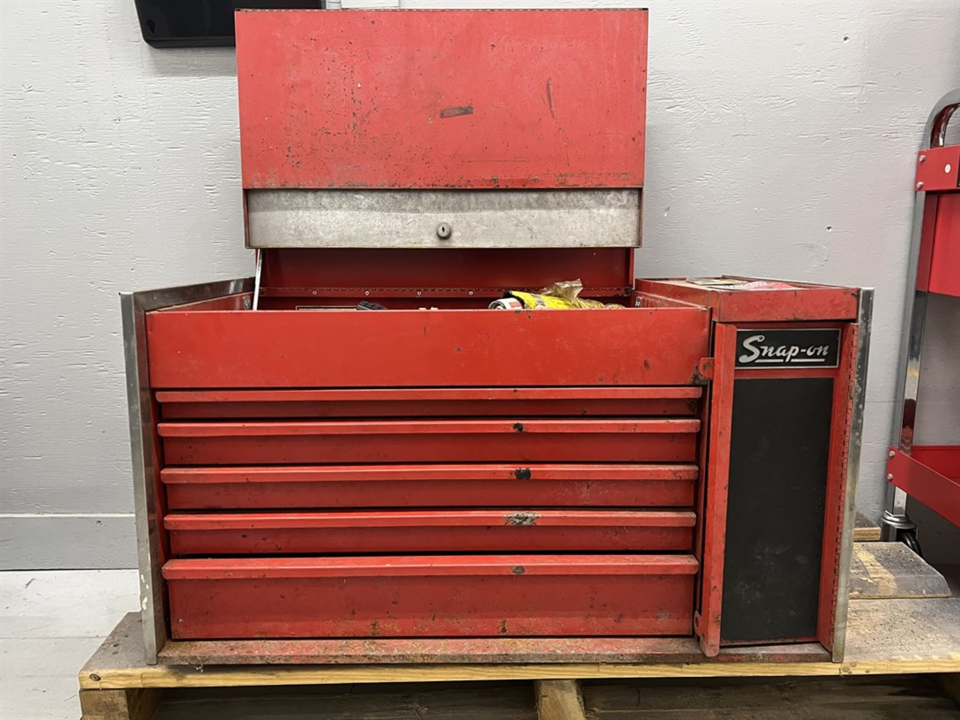 SNAP ON Tool Box