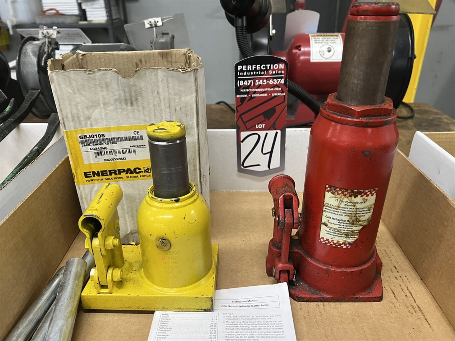 Lot Comprising ENERPAC 10-Ton and BIG RED 12-Ton Hydraulic Bottle Jacks