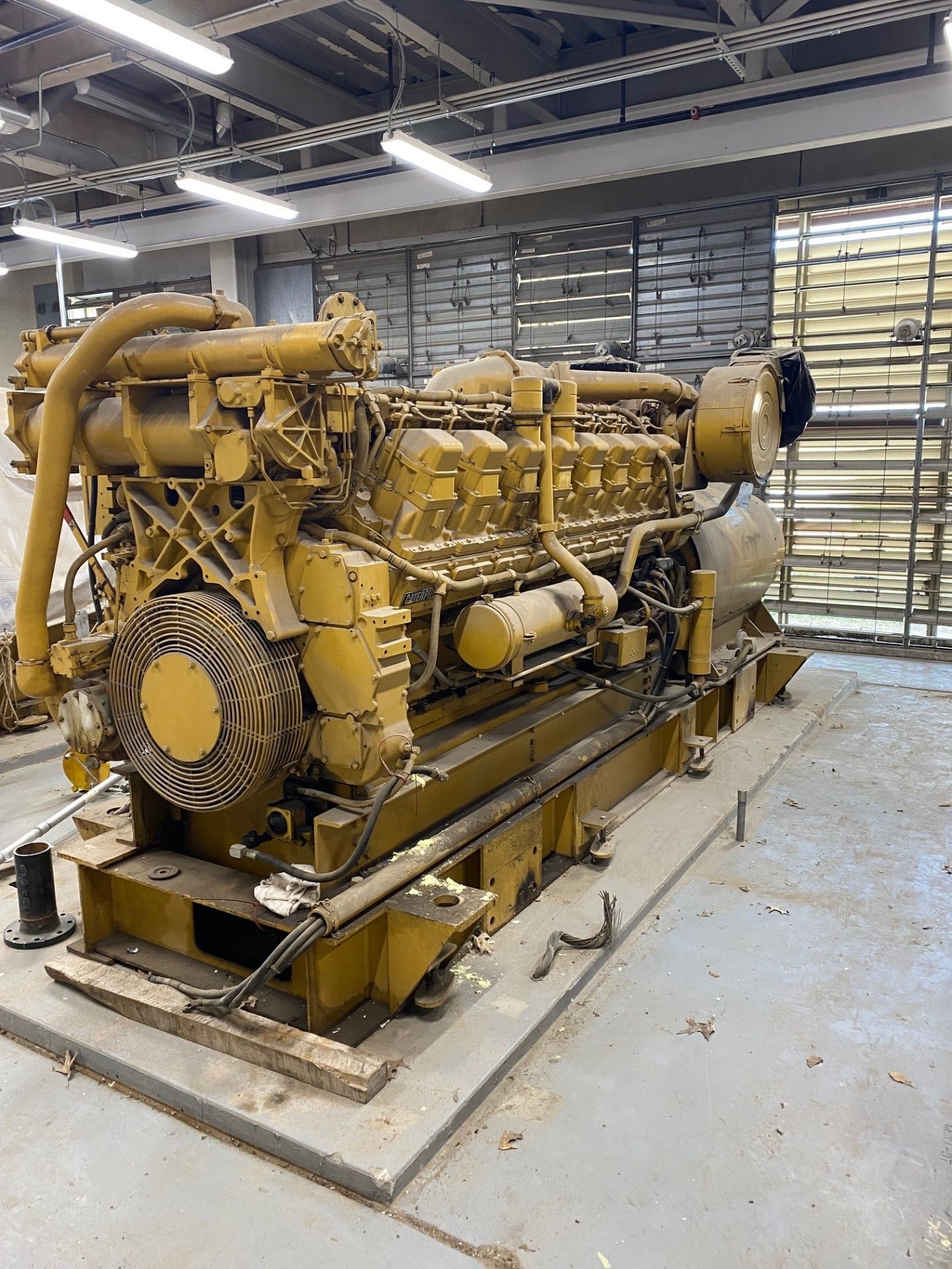 CATERPILLAR 3516 Diesel Generator, Engine S/N. 25Z02605, (4,095.7 Hours), Reliance Electric 1460