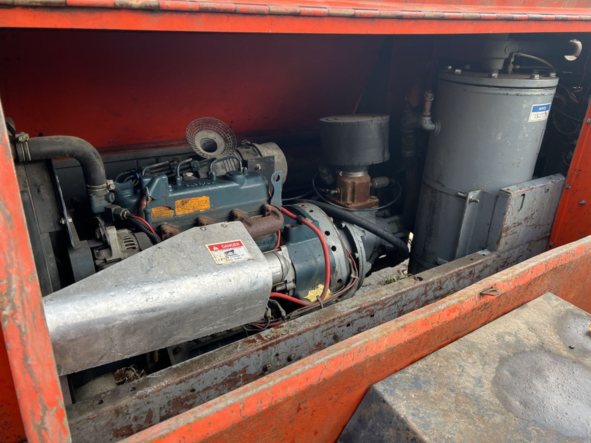 SMITH 100DP Diesel Portable Air Compressor, s/n E103681-10/96 - Image 5 of 8