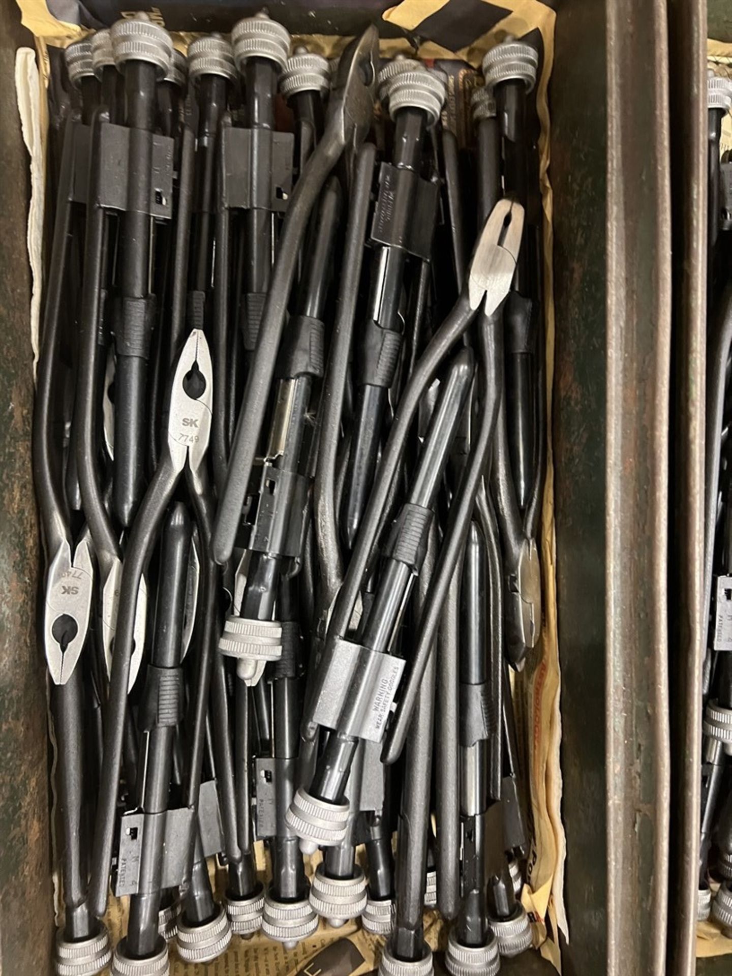 Pallet Comprising 10-Piece Hex T-Handle Sets, Brake Rings Pliers, and Wire Twist Pliers - Image 3 of 6