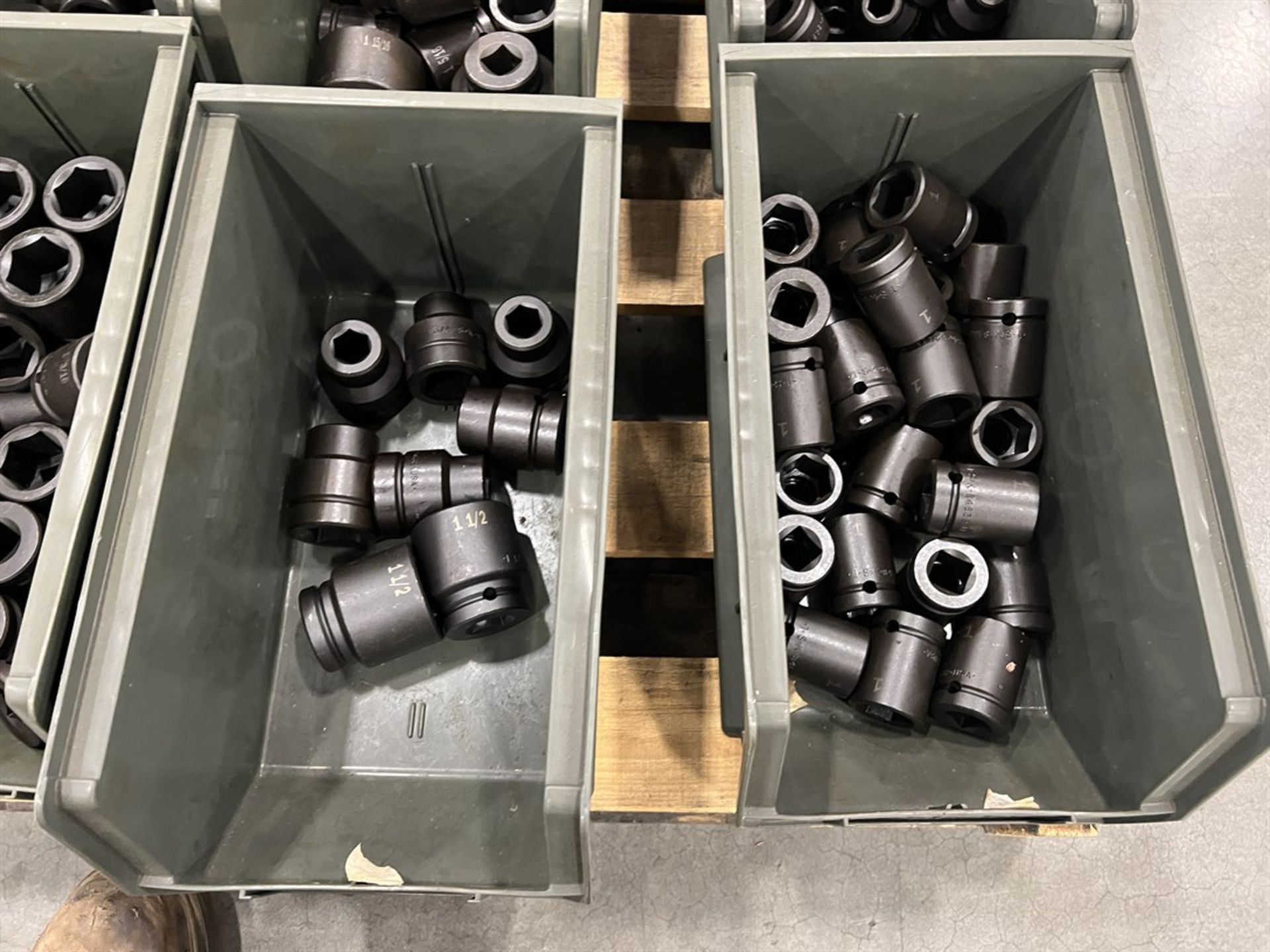 Pallet of 3/4" Drive Impact Sockets up to 38mm and 1-15/16" - Image 4 of 8