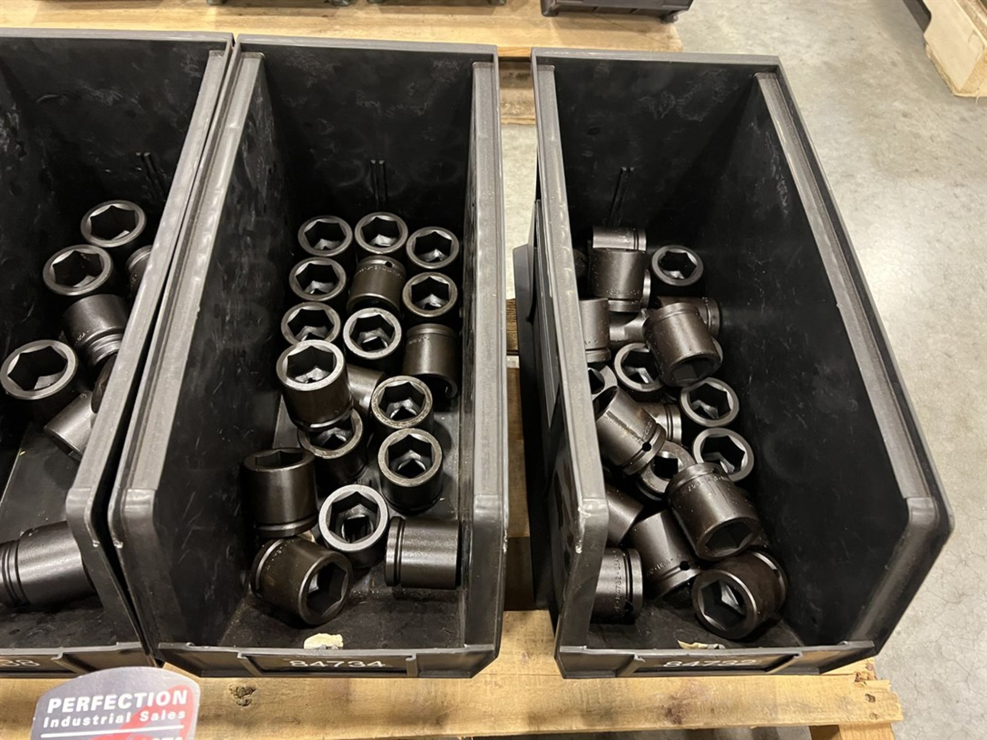 Pallet of 3/4" Drive Impact Sockets up to 38mm and 1-15/16" - Image 8 of 8