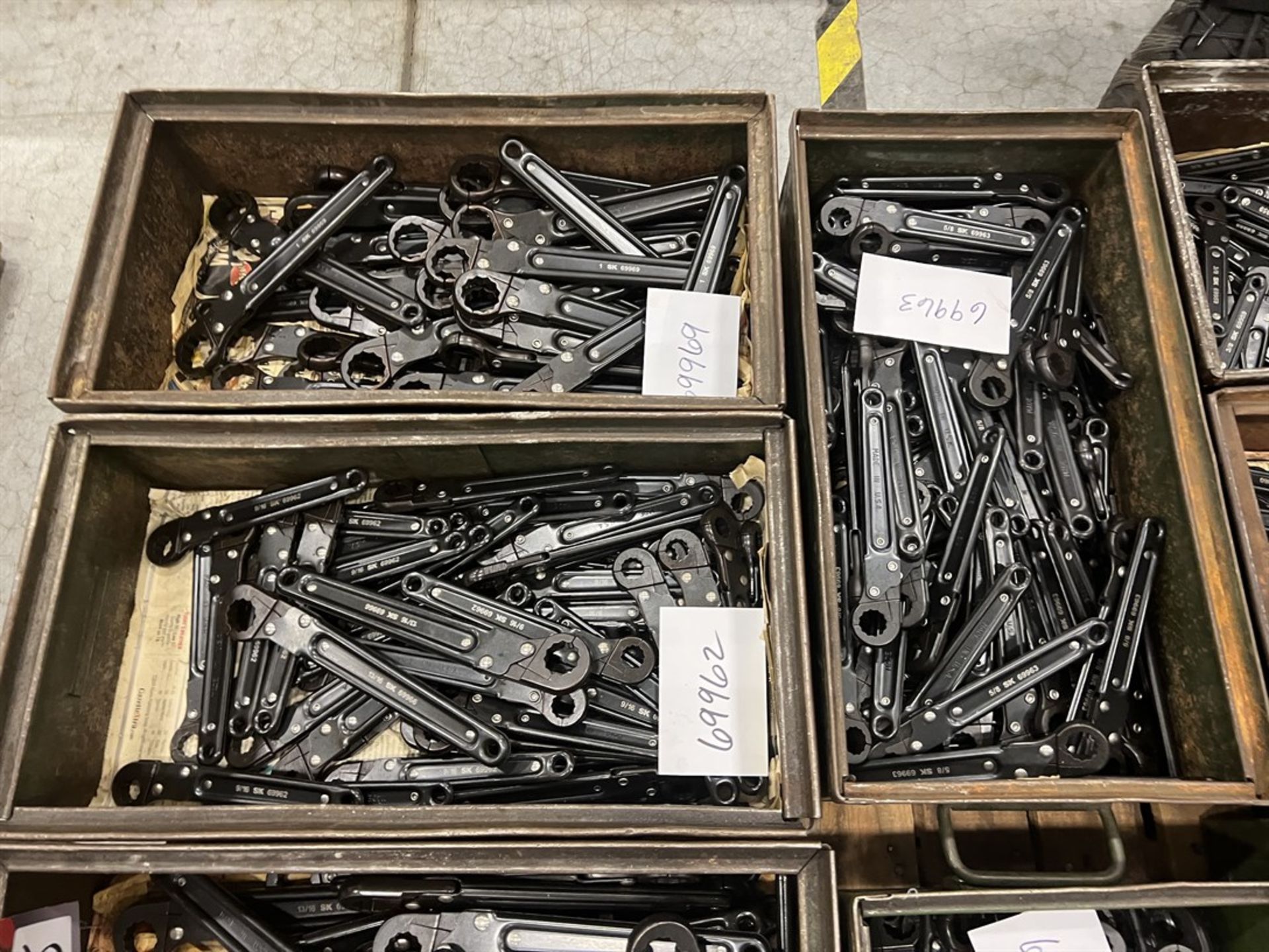 Pallet of Assorted Ratcheting Wrenches - Image 6 of 7