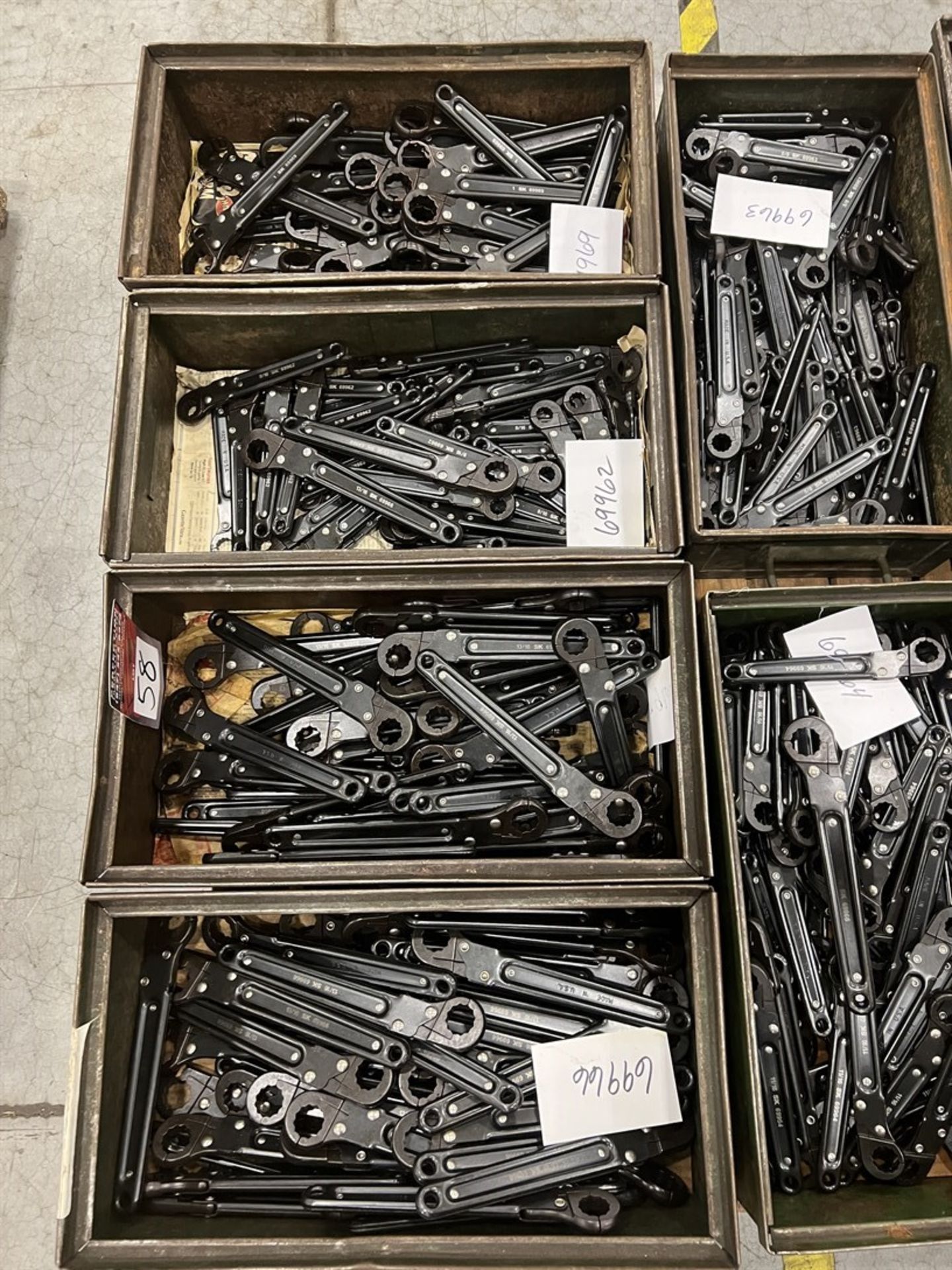 Pallet of Assorted Ratcheting Wrenches - Image 2 of 7