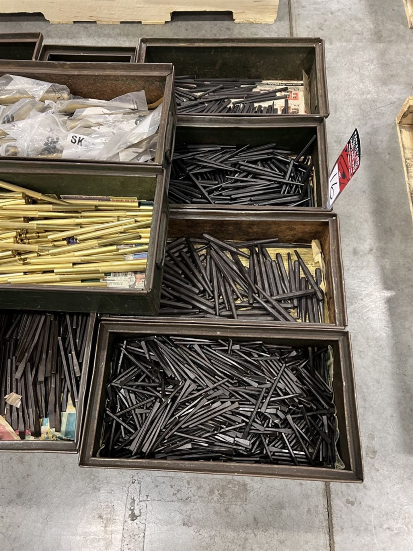 Pallet of Assorted Punches and Chisels - Image 4 of 4