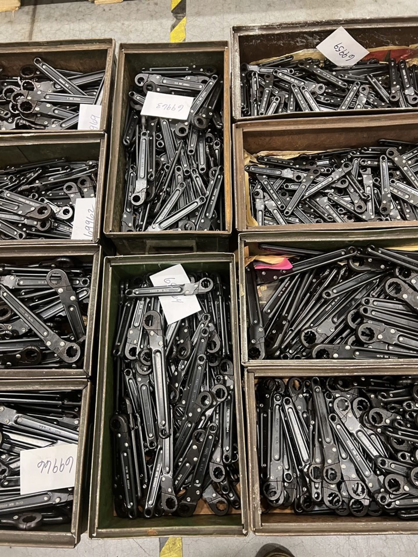 Pallet of Assorted Ratcheting Wrenches - Image 4 of 7