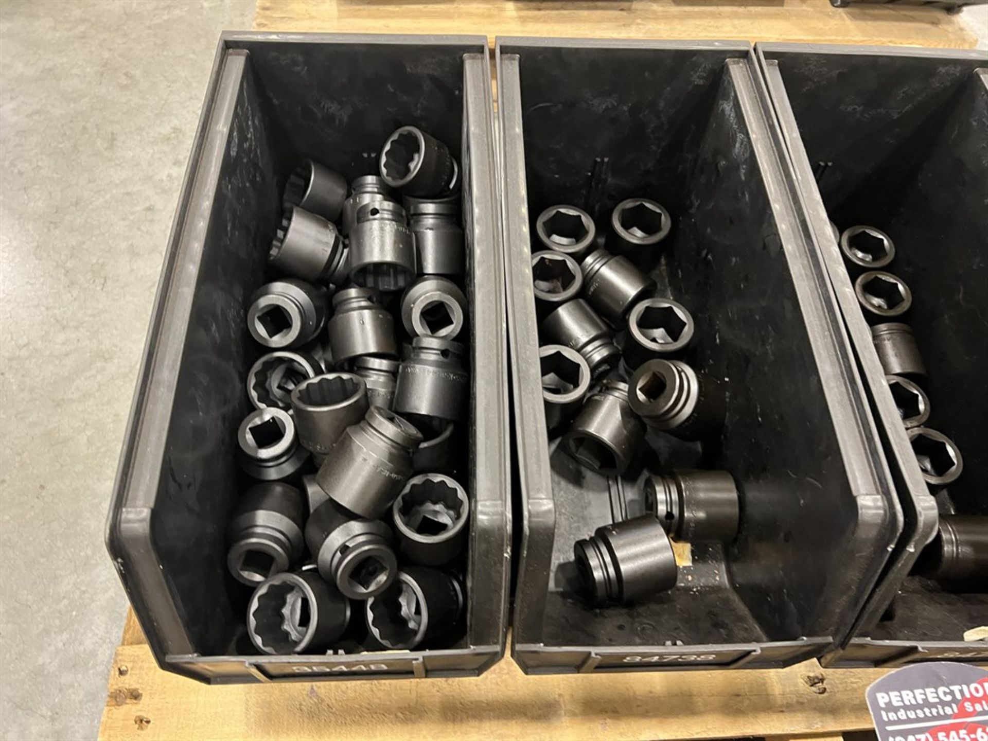 Pallet of 3/4" Drive Impact Sockets up to 38mm and 1-15/16" - Image 7 of 8