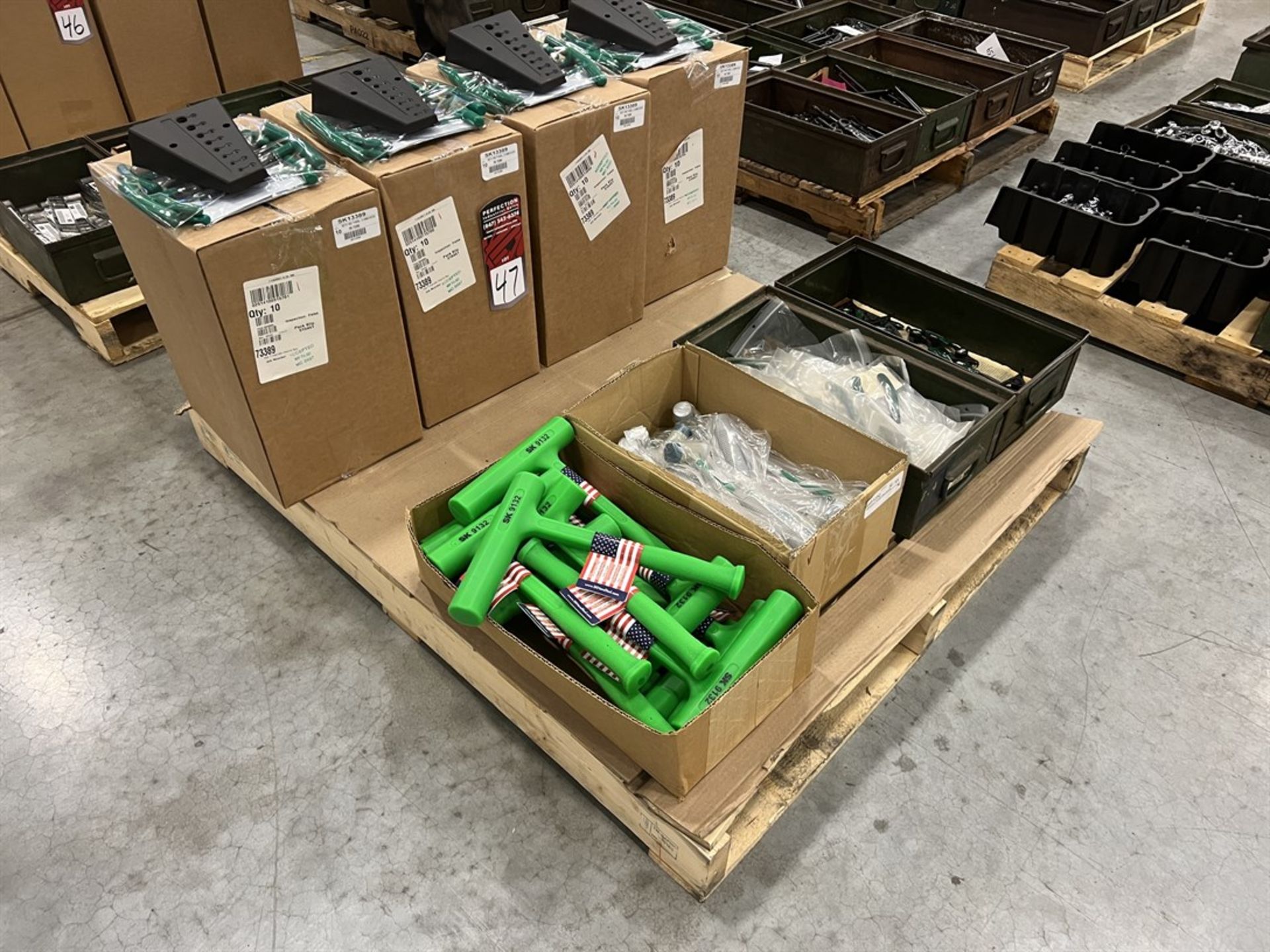 Pallet Comprising 10-Piece Hex T-Handle Sets, Internal and External Snap Ring Pliers, Dead Blows