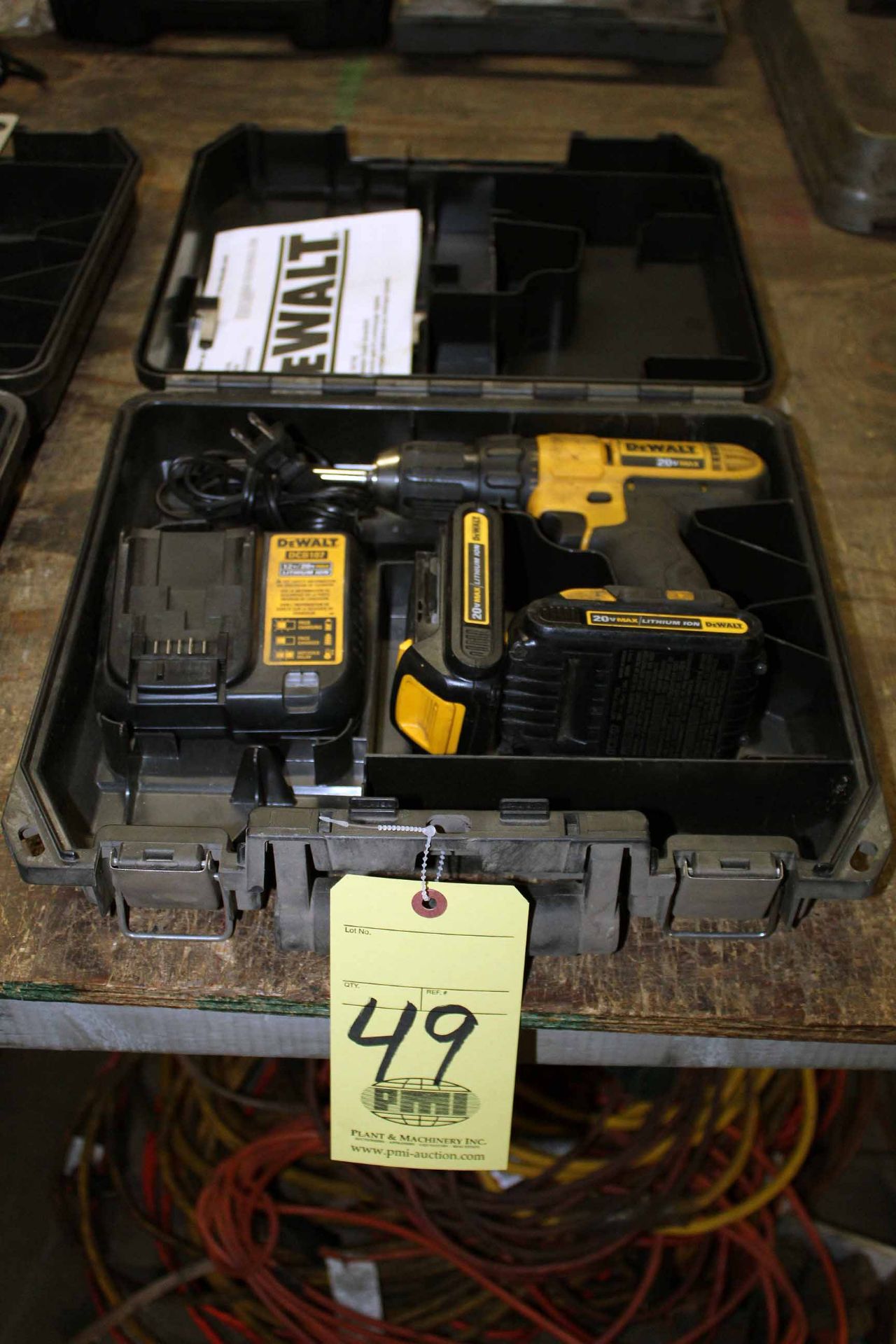 CORDLESS DRILL, DEWALT, 20 V. lithium, w/battery & charger