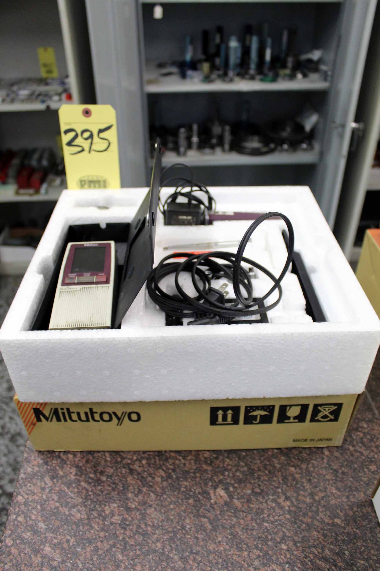SURFACE ROUGHNESS TESTER, MITUTOYO, SJ-21., S/N 220021210