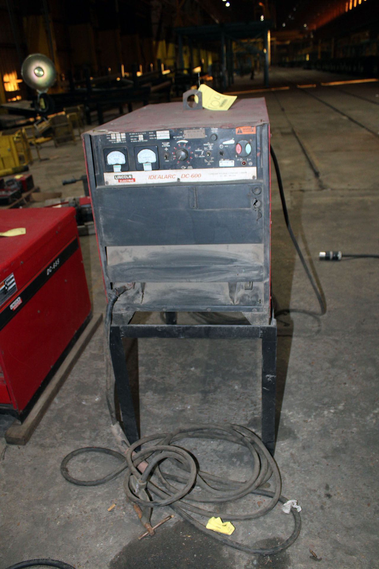 WELDING MACHINE, LINCOLN MDL. IDEALARC DC600 POWER SOURCE, new 1996, S/N U1960105586