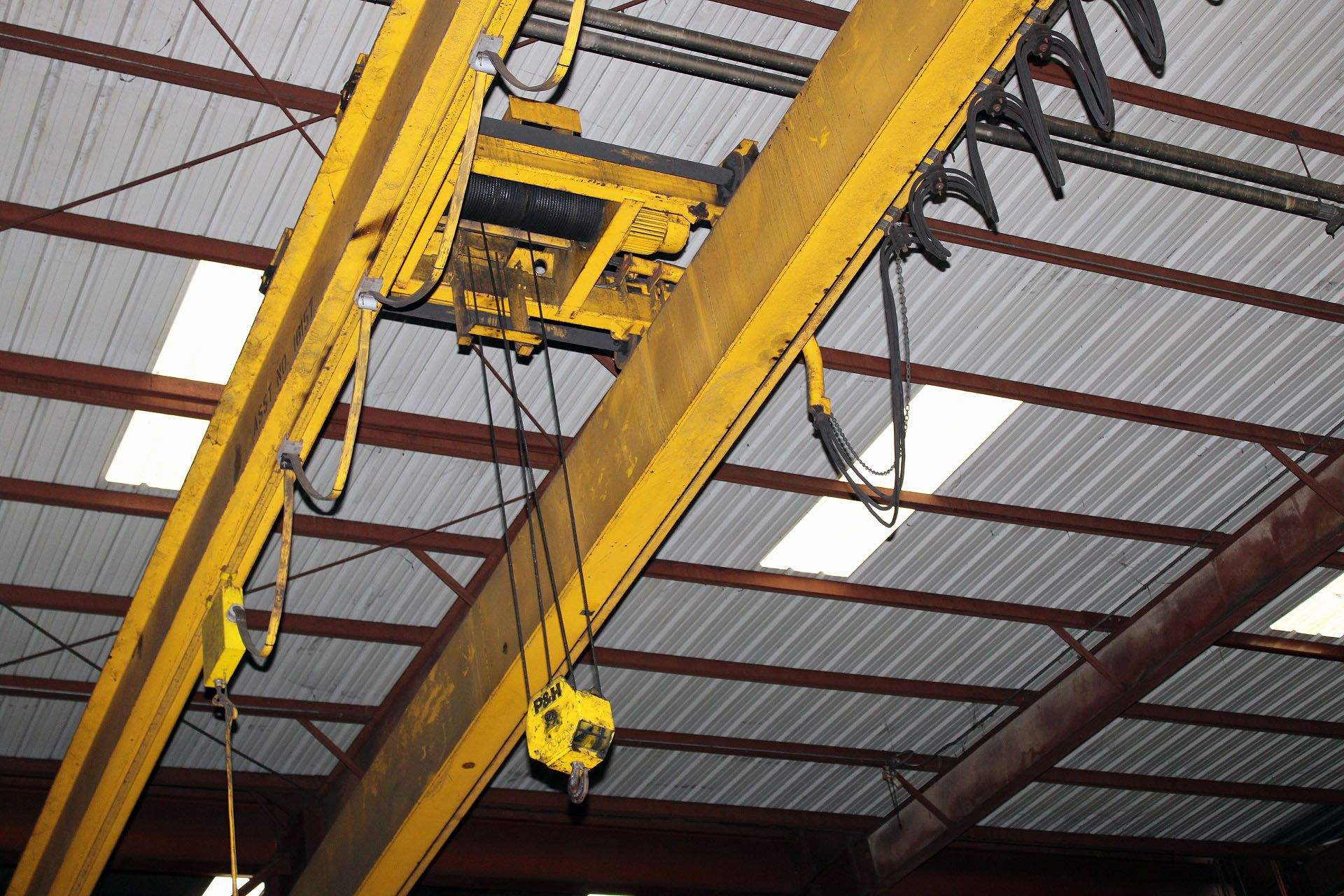 OVERHEAD BRIDGE CRANE, P&H ENGINEERING 5 T. X APPROX. 62’ SPAN, approx. 26’ under hook, dbl. girder, - Bild 5 aus 9