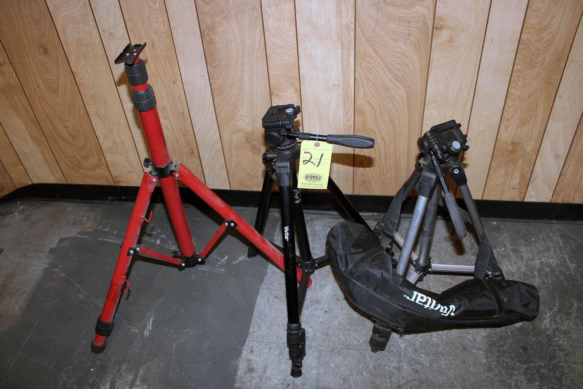 LOT OF TRIPODS (3)