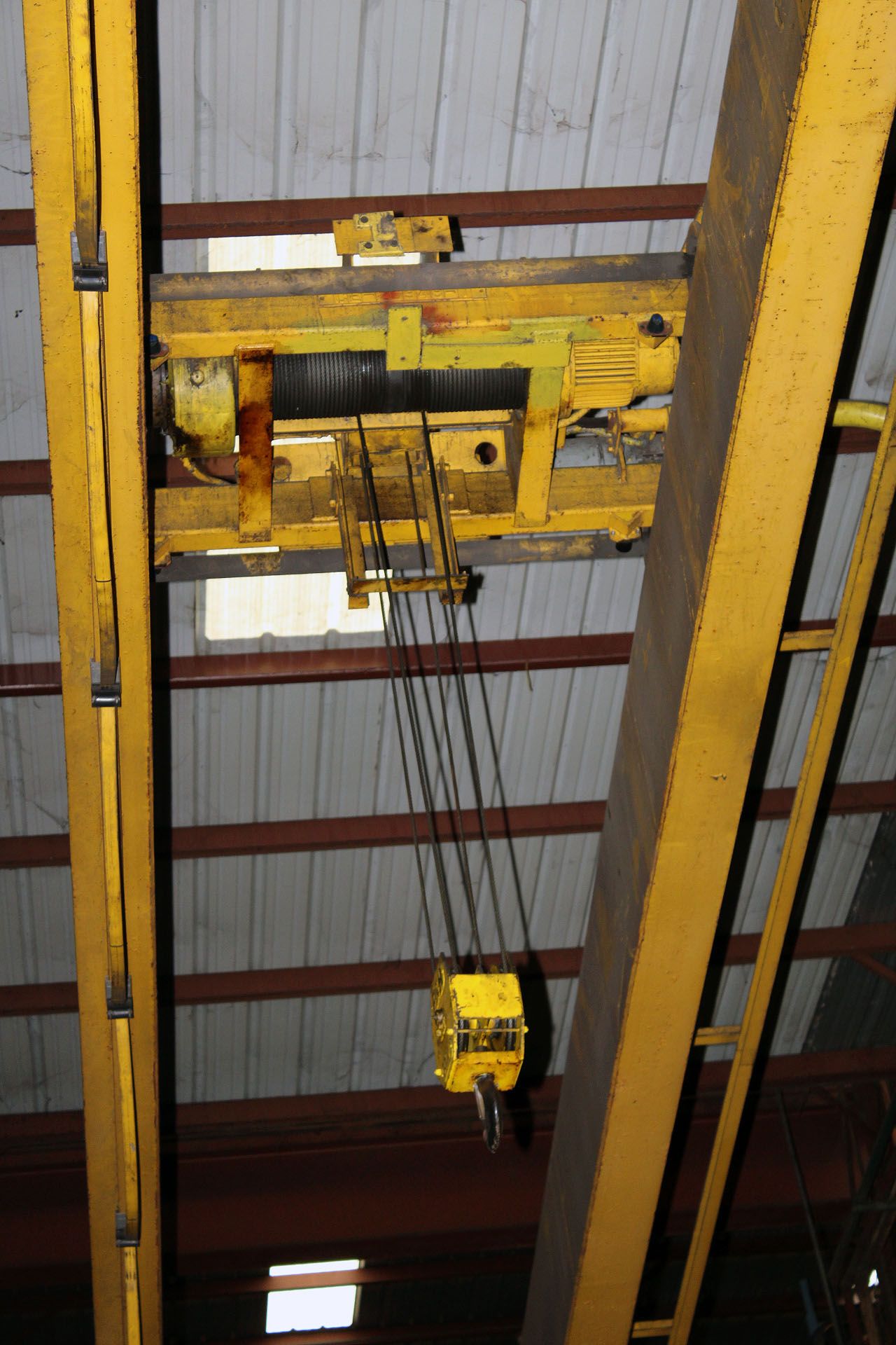 OVERHEAD BRIDGE CRANE, P&H ENGINEERING 5 T. X APPROX. 62’ SPAN, approx. 26’ under hook, dbl. girder, - Bild 5 aus 6