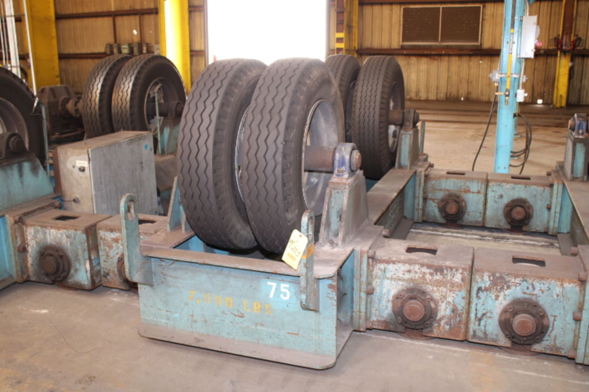 TANK TURNING ROLL SET, driver & idler, 10 T. Cap., tire type, approx. 42" dia. wheel - Image 3 of 5