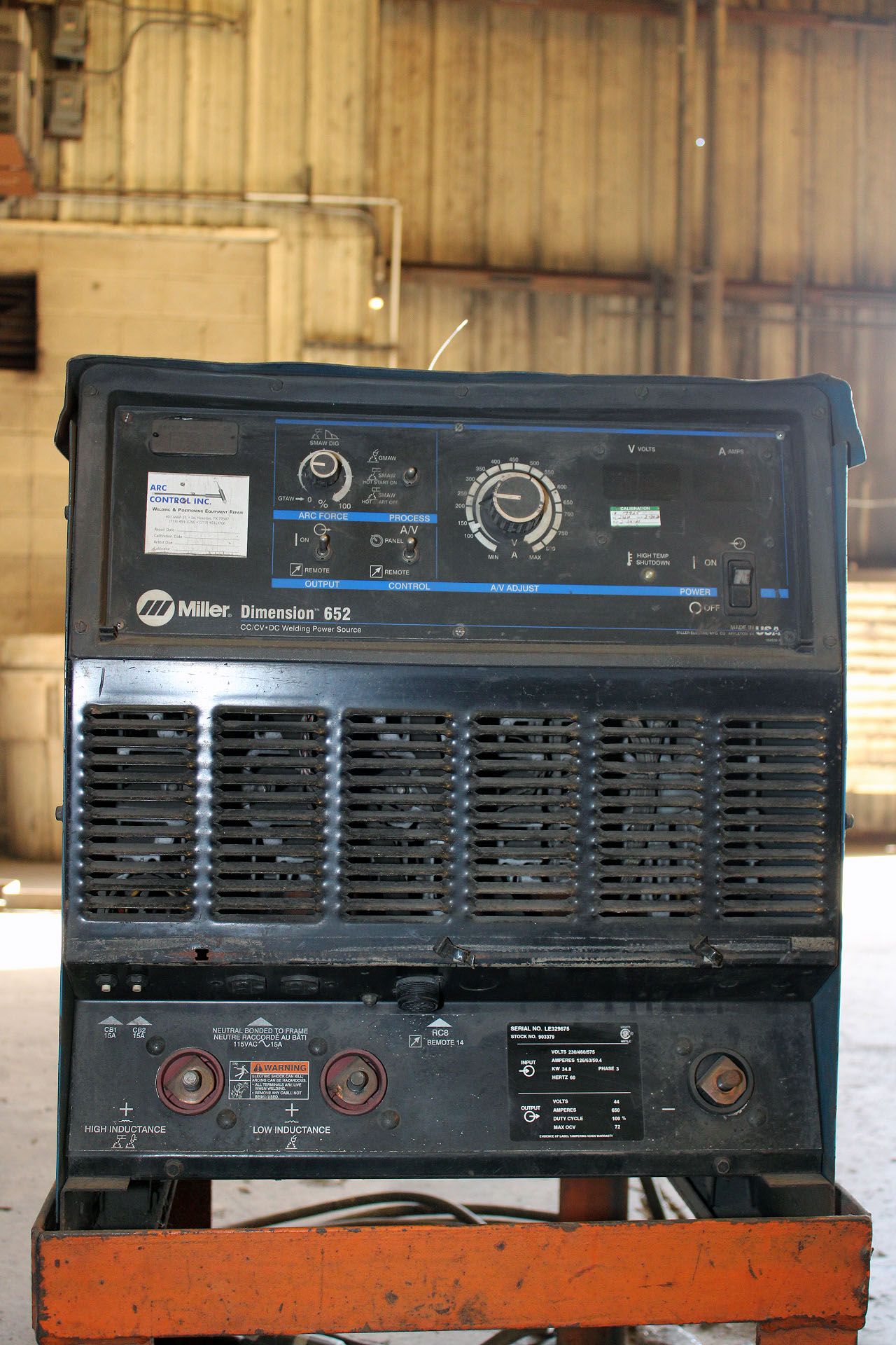 WELDING MACHINE, MILLER MDL. DIMENSION 652 POWER SOURCE, new 2004, S/N LE329675 - Image 2 of 3