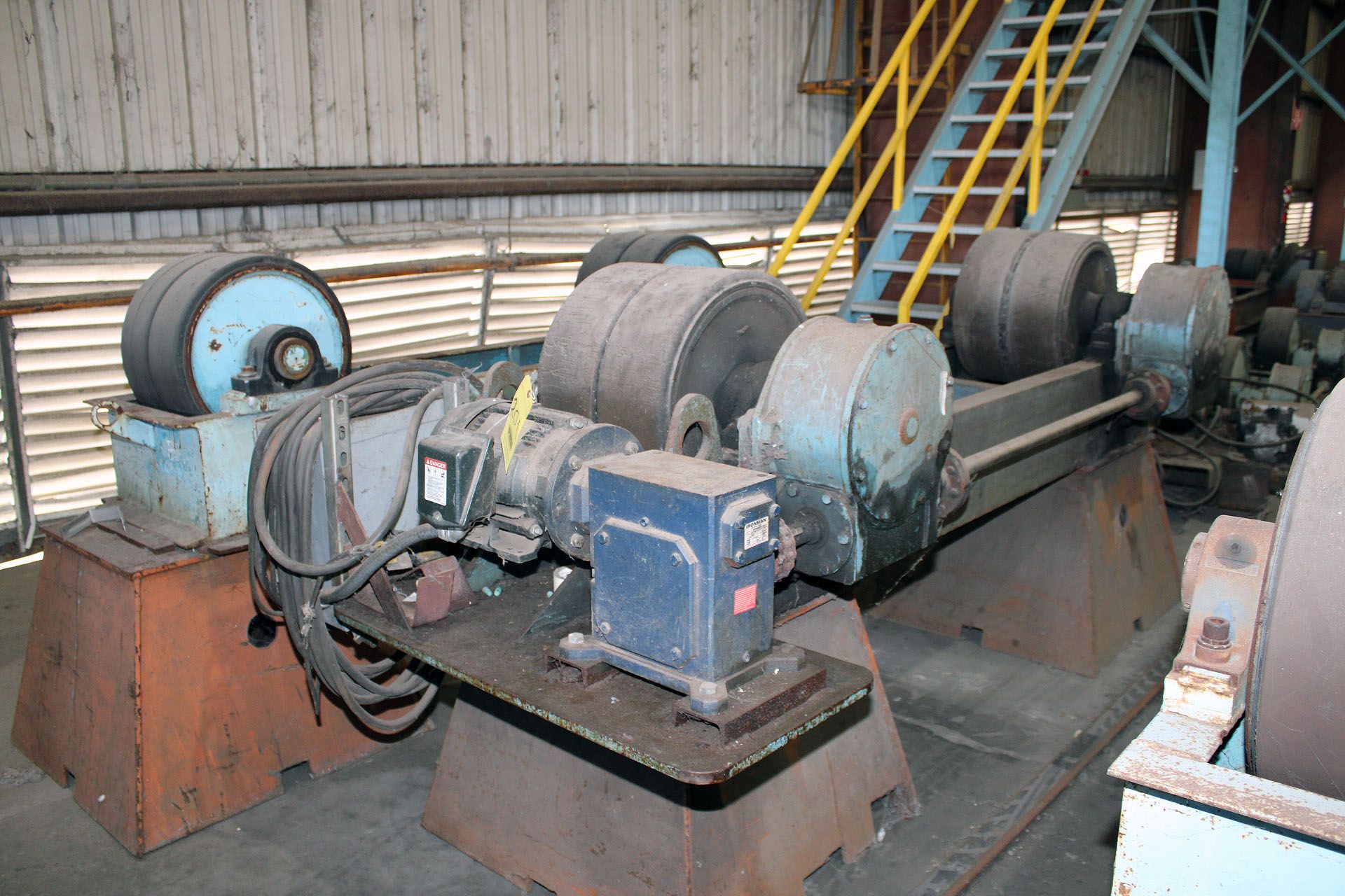 TURNING ROLL SET, approx. 20" dia. wheel