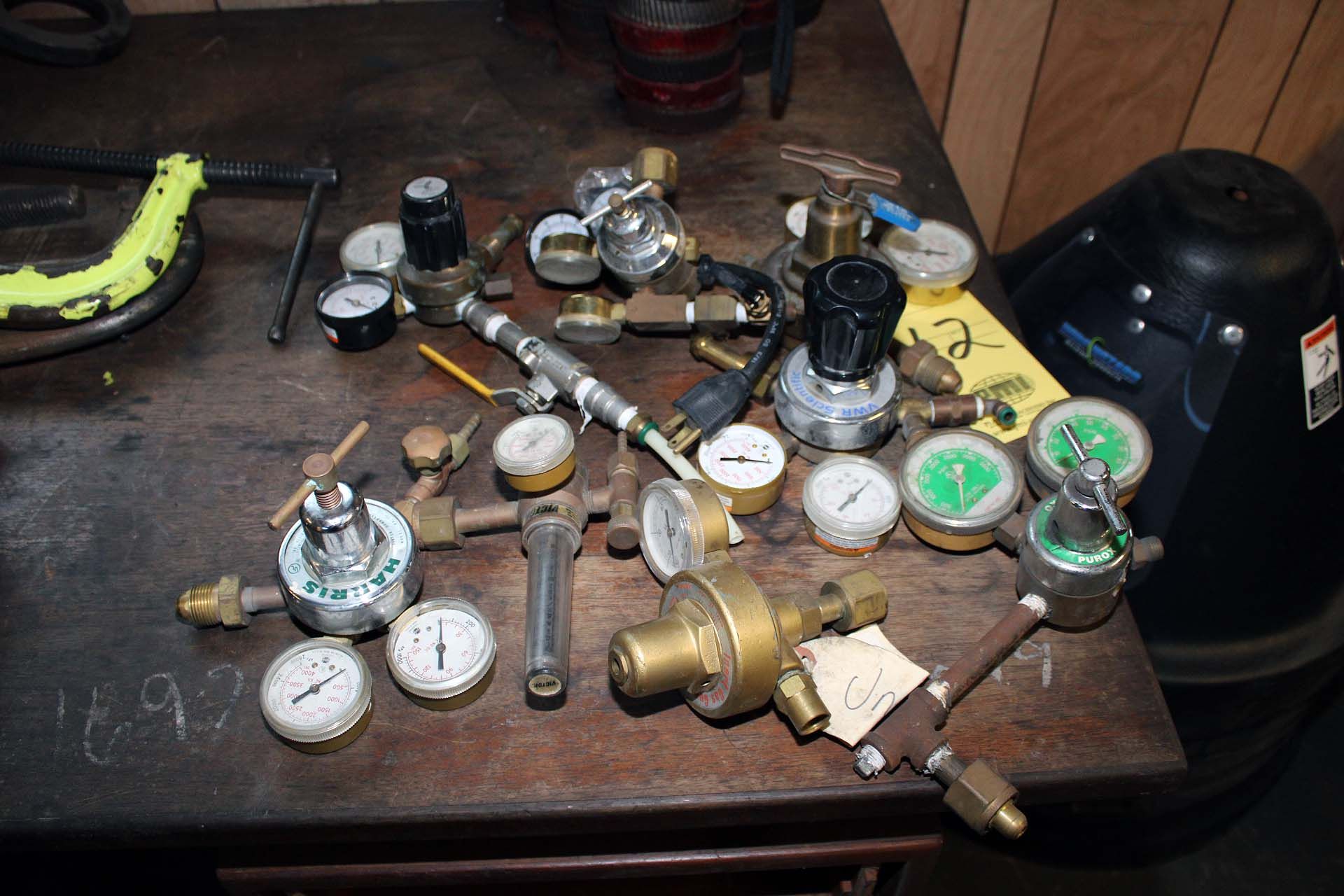 LOT CONSISTING OF: (6) Wire Wizard round drum hoods, oxygen, acetylene gauges, (1) Industrial