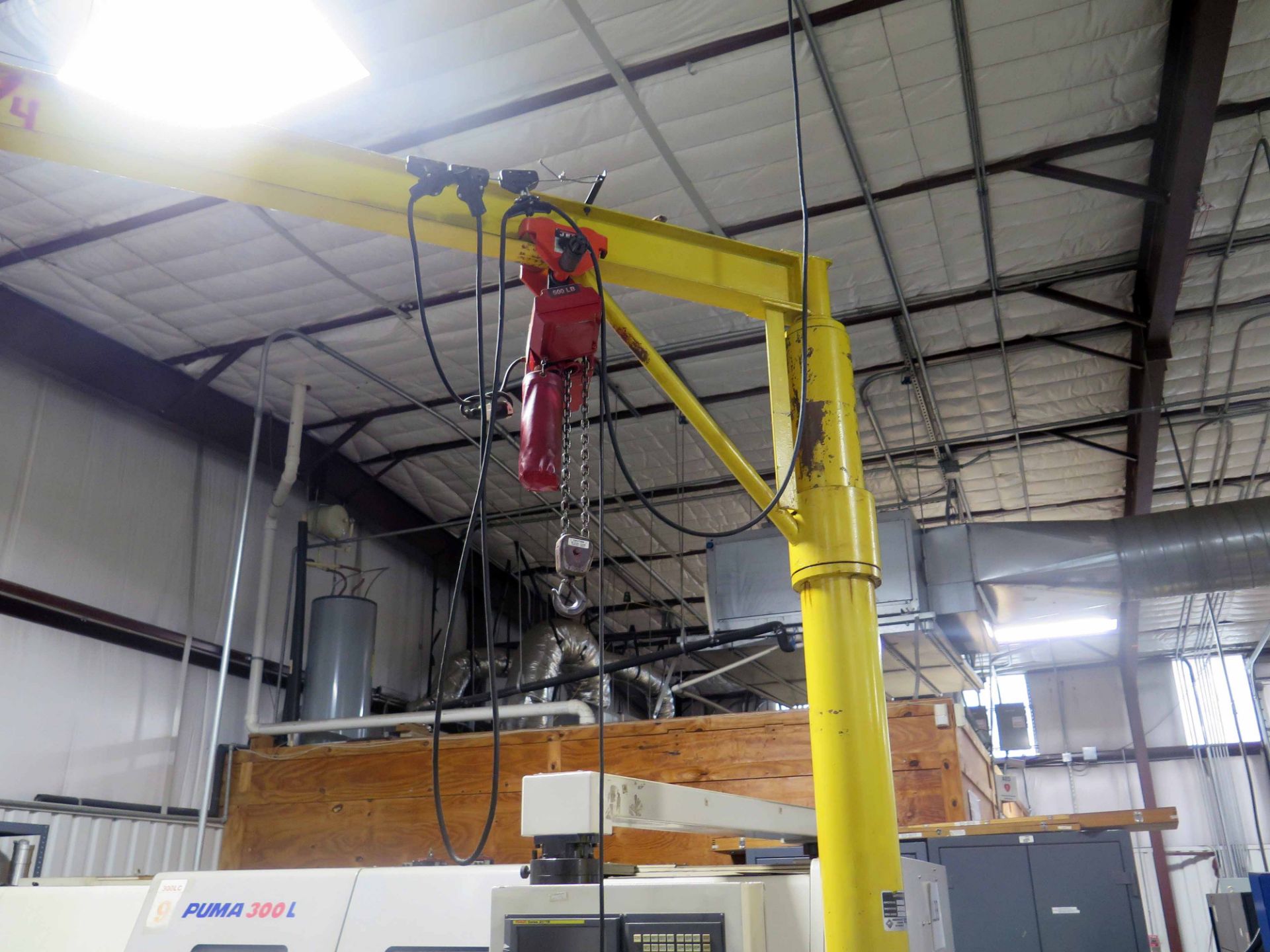 PEDESTAL JIB CRANE, ¼ T. X APPROX. 10’ REACH, approx. 10’ under rail, Coffing ¼ T. elec. chain - Image 2 of 2